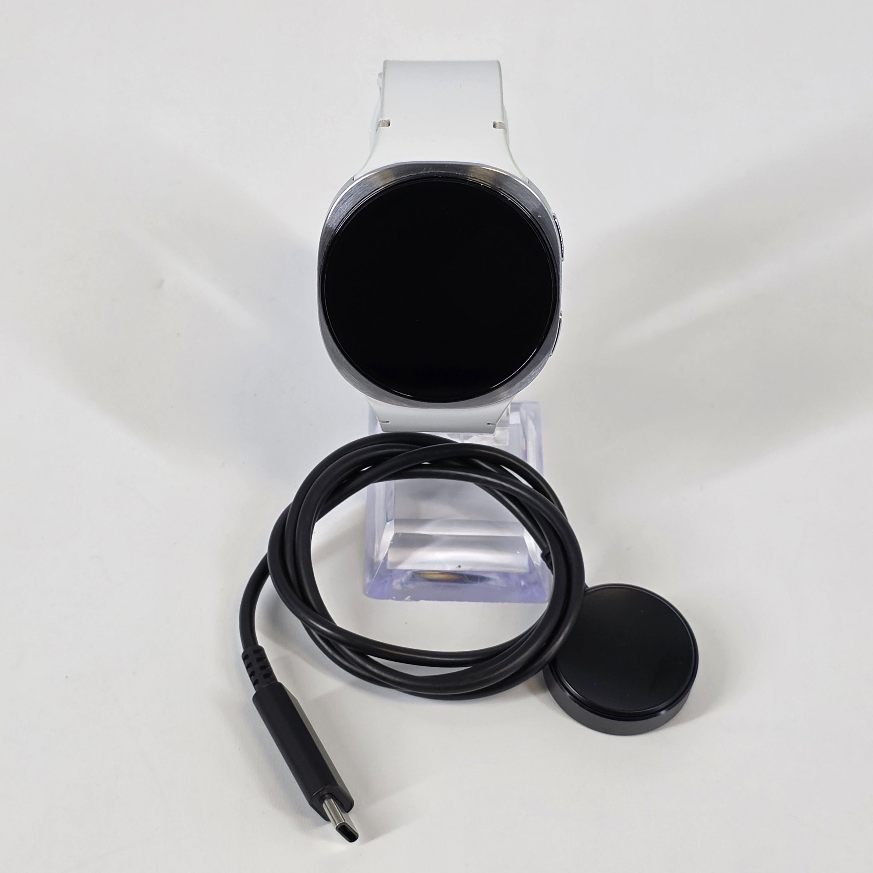 Samsung Galaxy Watch8 44mm Silver Unlocked 32GB