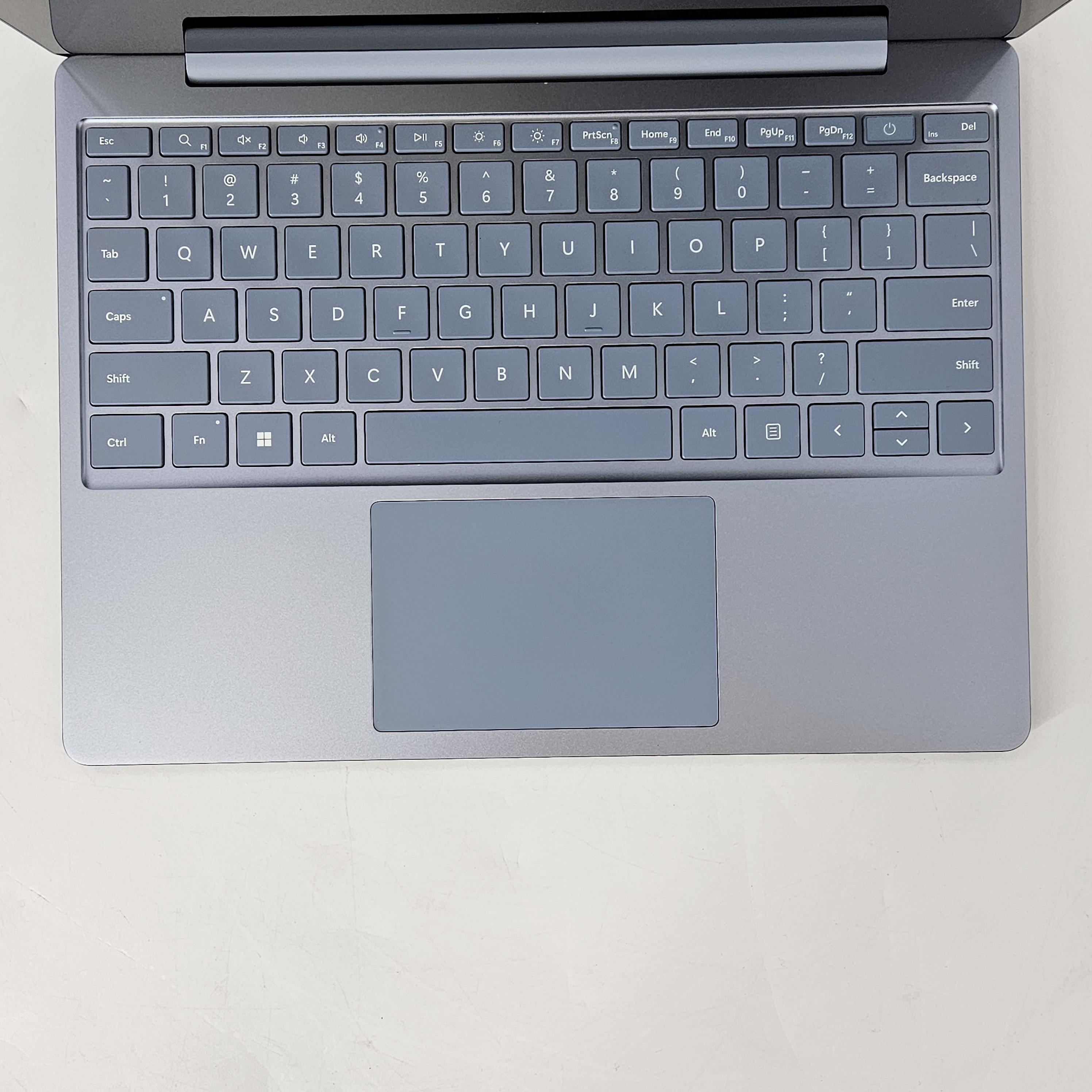 Microsoft Surface Laptop Go 3 12.4 Blue 2.5 GHz Intel Core i5 12th Gen. 8GB RAM 256GB Solid State Drive