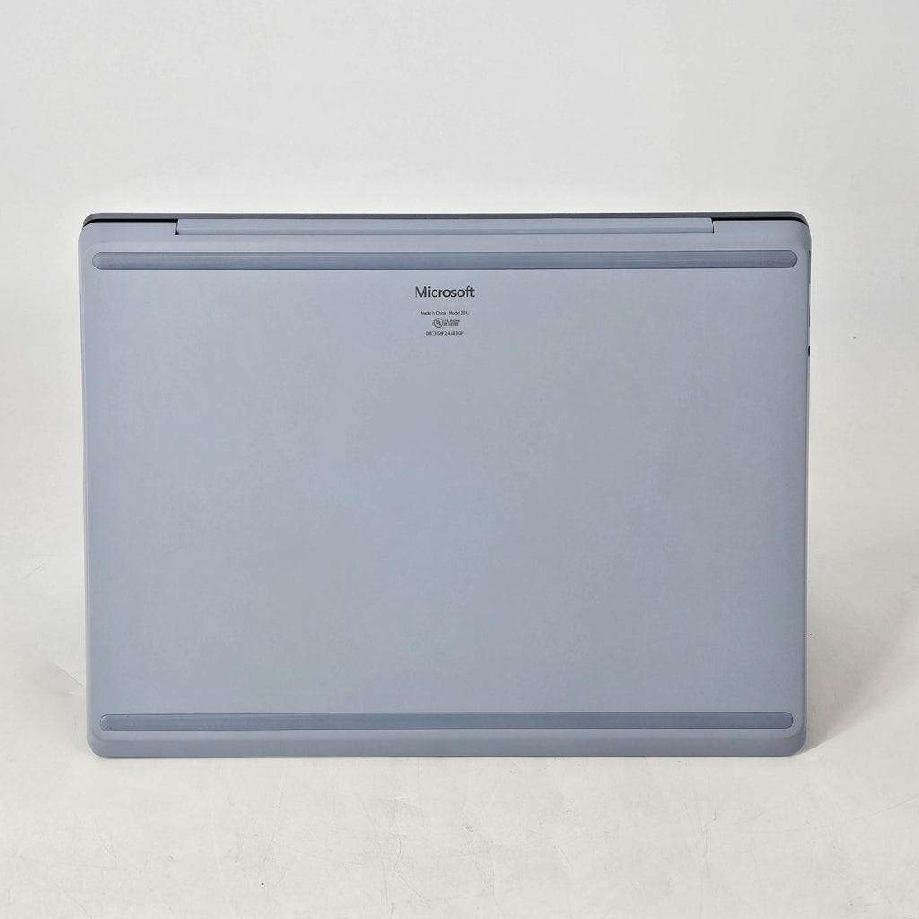 Microsoft Surface Laptop Go 3 12.4 Blue 2.5 GHz Intel Core i5 12th Gen. 8GB RAM 256GB Solid State Drive
