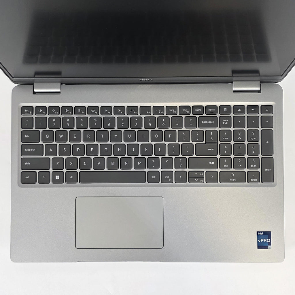Dell Latitude 5540 15.6 Silver 1.9 GHz Intel Core i7 13th Gen. 32GB RAM 1TB Solid State Drive