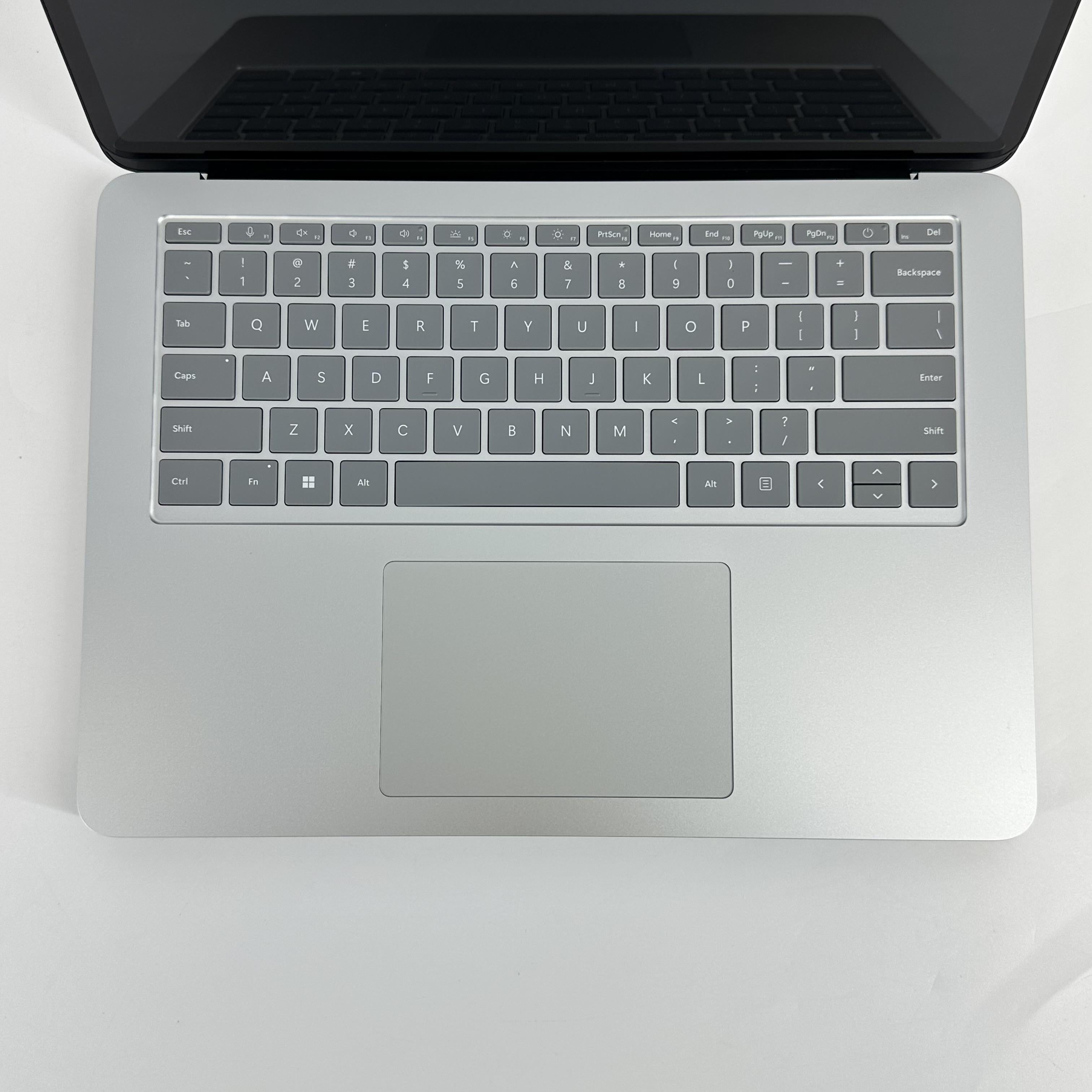 Microsoft Surface Laptop Studio 2 14.4 Silver 2.9 GHz Intel Core i7 13th Gen. 32GB RAM 1TB Solid State Drive NVIDIA GeForce RTX 4050 6 GB