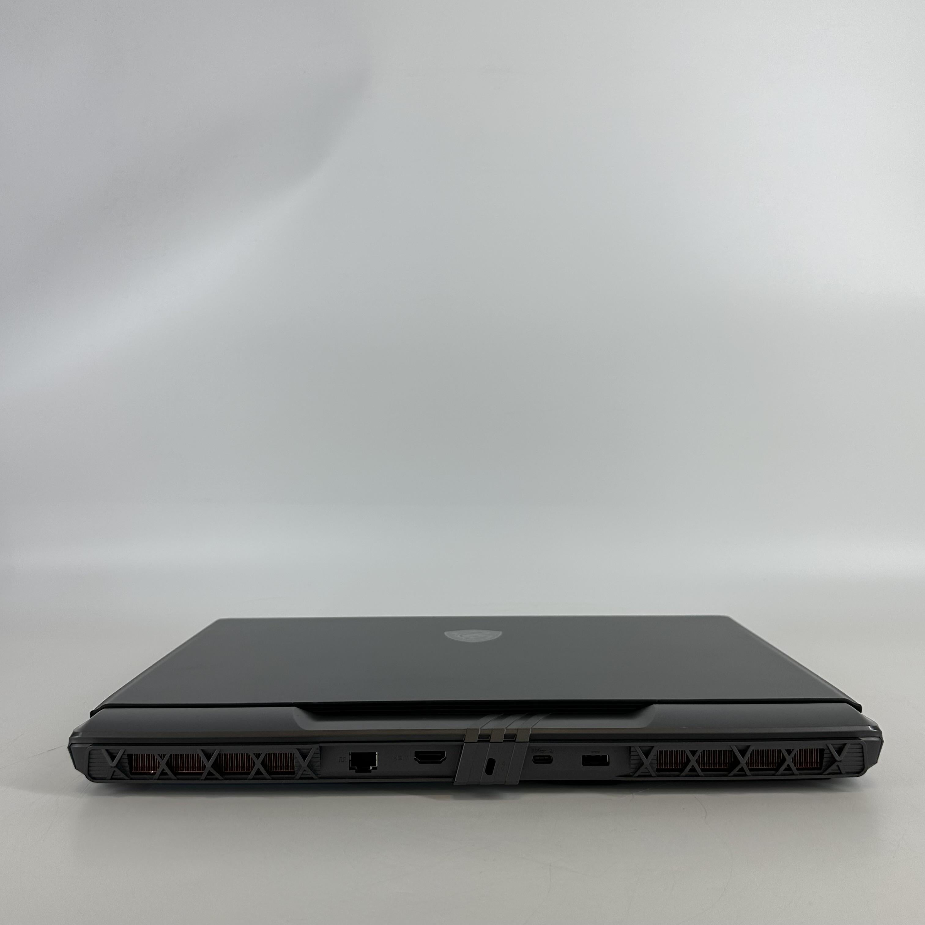 MSI Vector 17 HX 17 Gray 2.2 GHz Intel Core i9 14th Gen. 32GB RAM 1TB Solid State Drive NVIDIA GeForce RTX 4070 8 GB