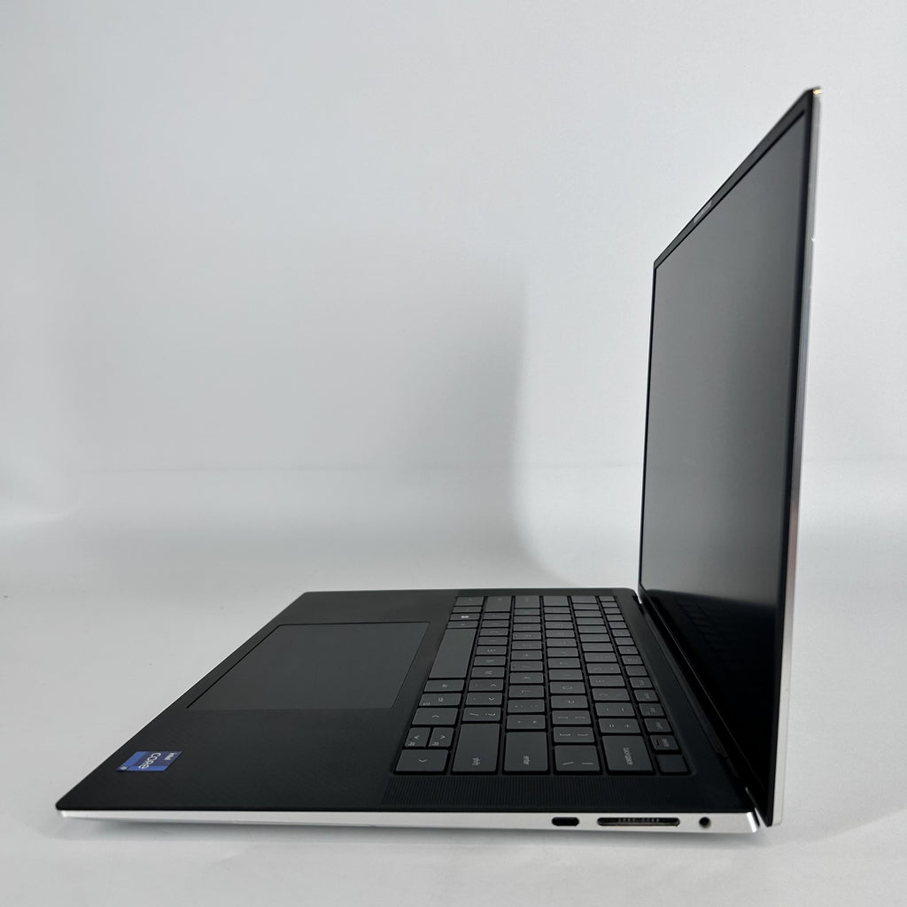Dell XPS 15 9520 Silver 2.5 GHz Intel Core i9 12th Gen. 32GB RAM 1TB Solid State Drive NVIDIA GeForce RTX 3050 Ti 4 GB