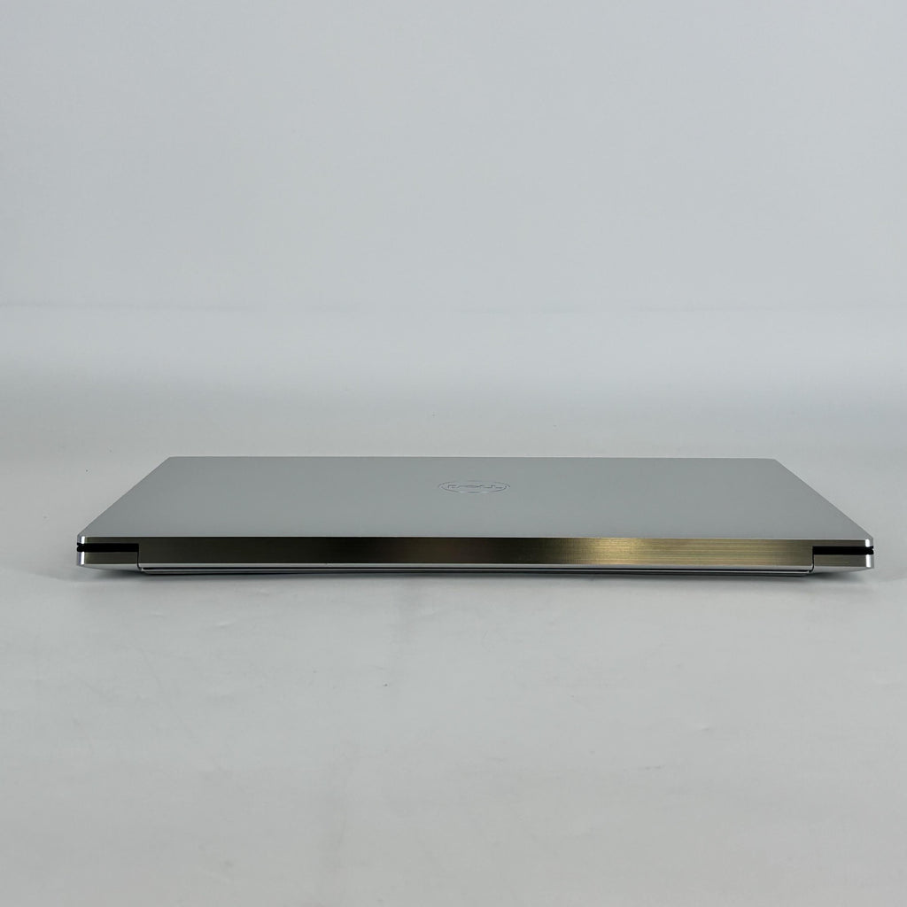 Dell XPS 15 9520 Silver 2.5 GHz Intel Core i9 12th Gen. 32GB RAM 1TB Solid State Drive NVIDIA GeForce RTX 3050 Ti 4 GB