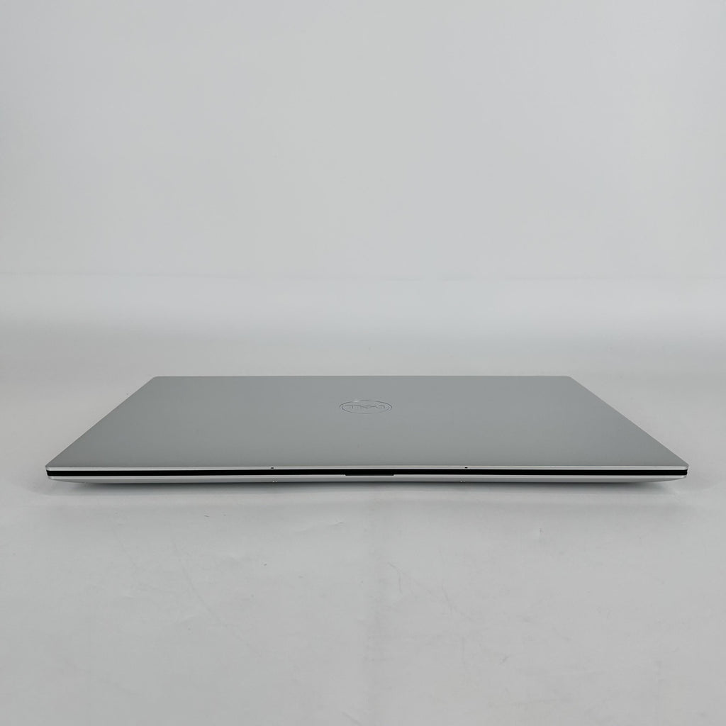 Dell XPS 15 9520 Silver 2.5 GHz Intel Core i9 12th Gen. 32GB RAM 1TB Solid State Drive NVIDIA GeForce RTX 3050 Ti 4 GB