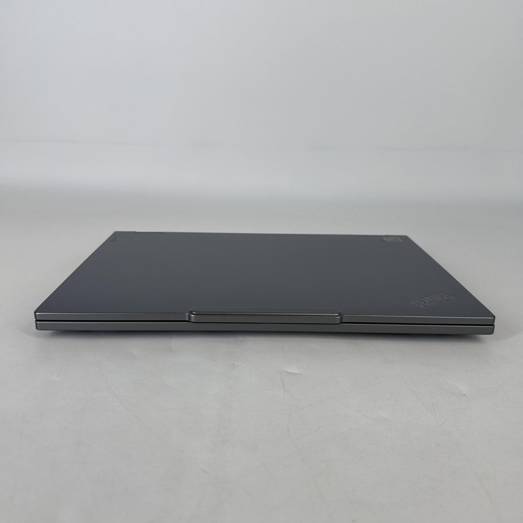 Lenovo ThinkPad L13 2-in-1 Gen 6 Silver 2.0 GHz Intel Core Ultra 5 Series 2 16GB RAM 256GB Solid State Drive