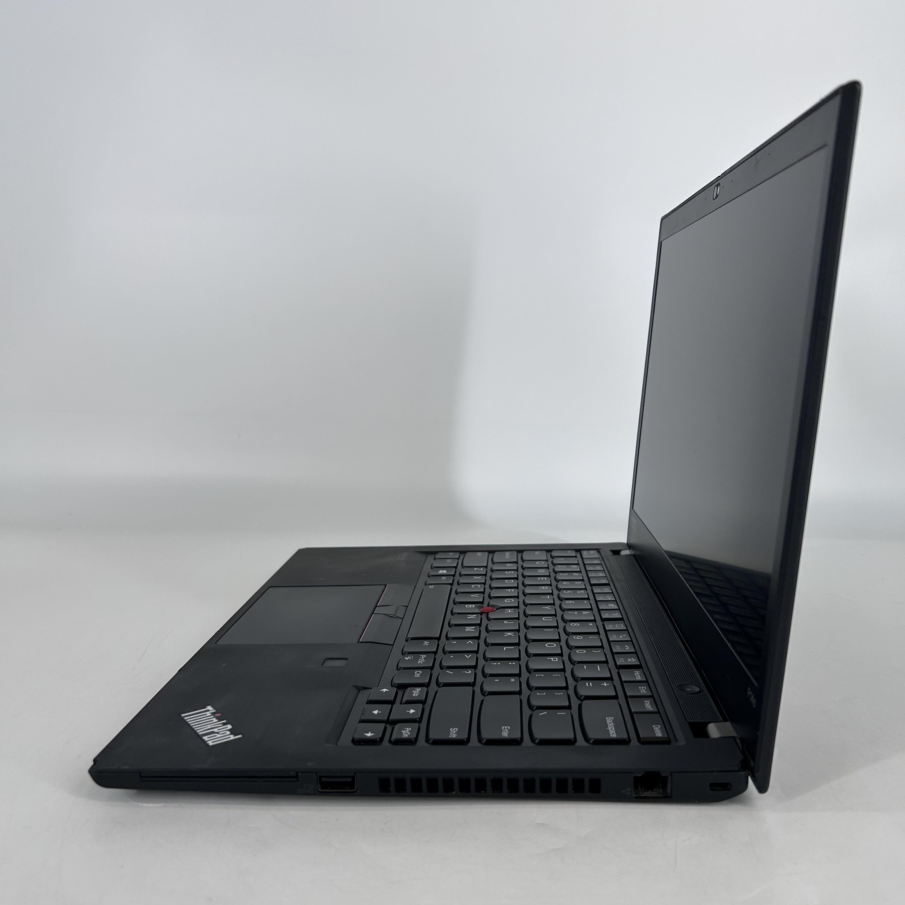 Lenovo ThinkPad P14s Gen 1 Black 1.8 GHz Intel Core i7 10th Gen. 16GB RAM 512GB Solid State Drive NVIDIA Quadro P520 2 GB