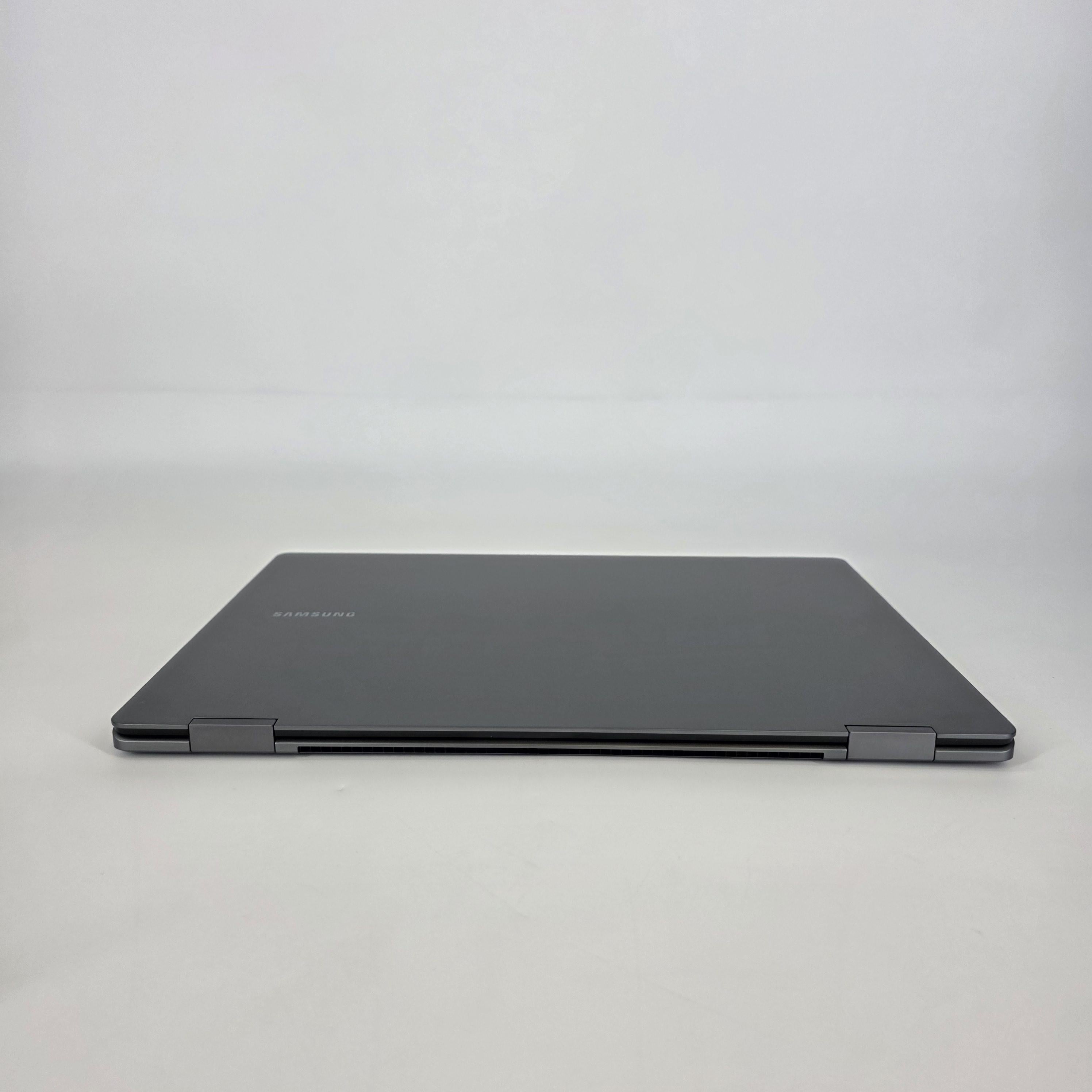 Samsung Galaxy Book5 Pro 360 16 Silver 2.2 GHz Intel Core Ultra 7 Series 2 16GB RAM 1TB Solid State Drive