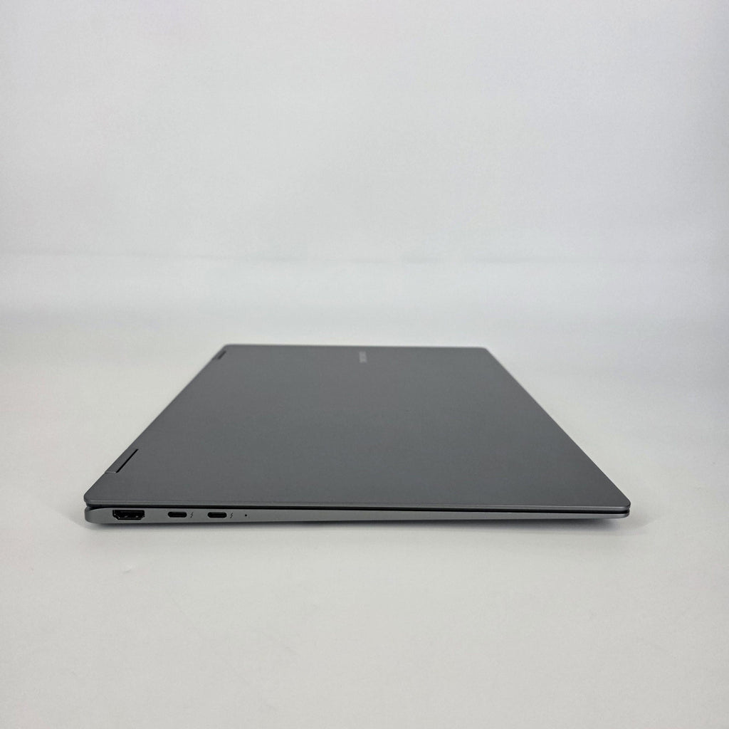 Samsung Galaxy Book5 Pro 360 16 Silver 2.2 GHz Intel Core Ultra 7 Series 2 16GB RAM 1TB Solid State Drive