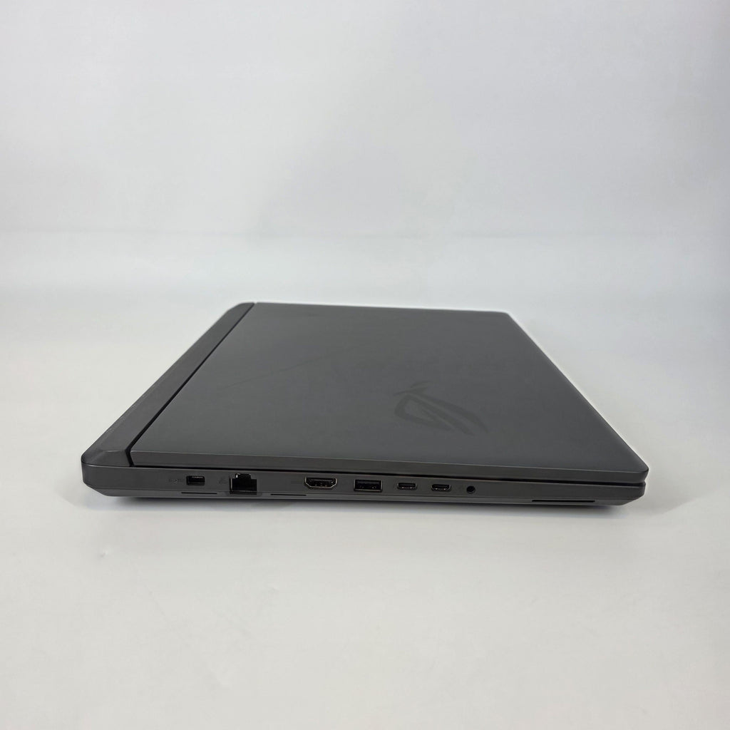 Asus ROG Strix G16 G615 16 Black 2.7 GHz Intel Core Ultra 9 Series 2 32GB RAM 1TB Solid State Drive NVIDIA GeForce RTX 5080 16 GB
