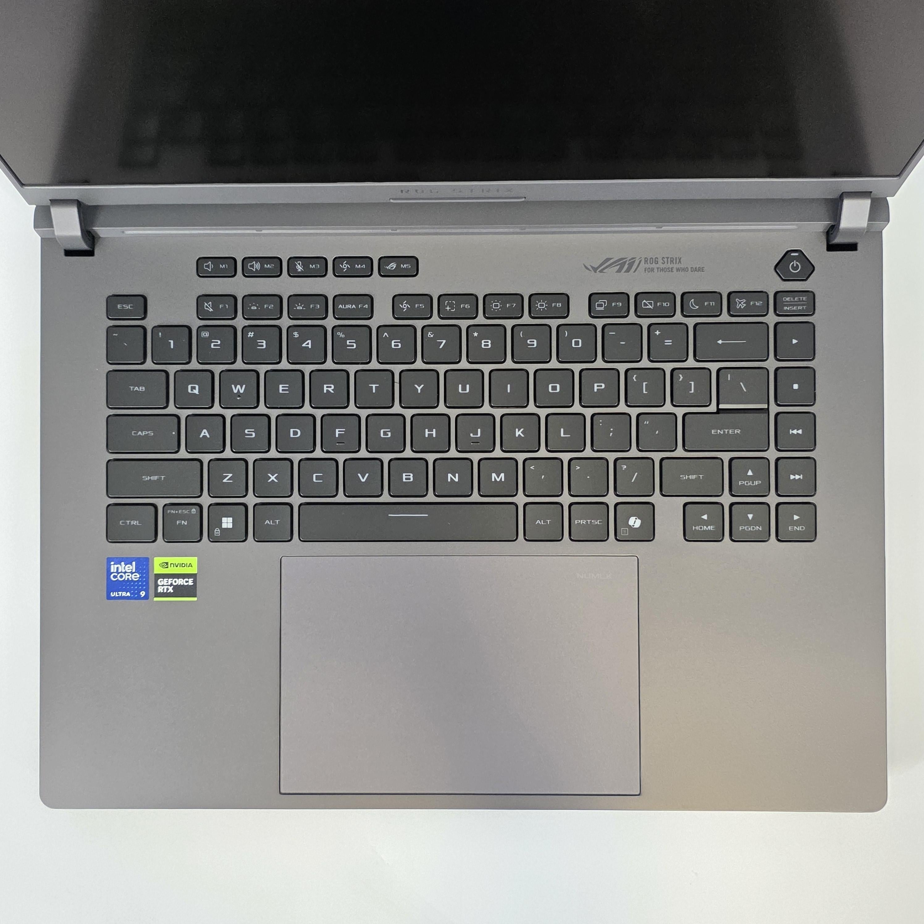 Asus ROG Strix G16 G615 16 Black 2.7 GHz Intel Core Ultra 9 Series 2 32GB RAM 1TB Solid State Drive NVIDIA GeForce RTX 5080 16 GB