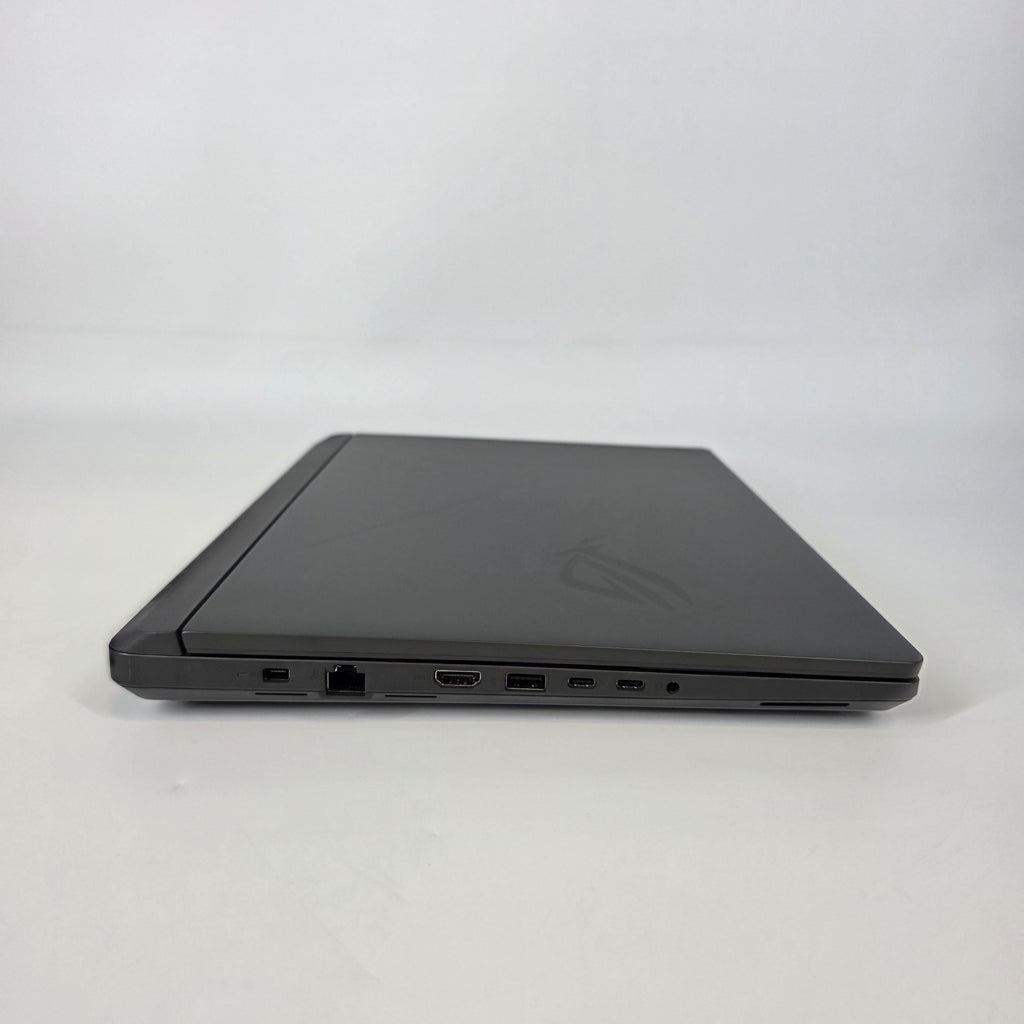 Asus ROG Strix G16 G615 16 Black 2.7 GHz Intel Core Ultra 9 Series 2 32GB RAM 1TB Solid State Drive NVIDIA GeForce RTX 5080 16 GB
