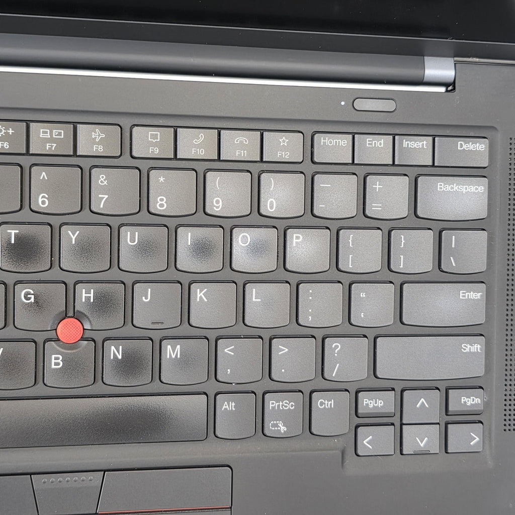 Lenovo ThinkPad X1 Carbon Gen 9 14 Black 2.8 GHz Intel Core i7 11th Gen. 16GB RAM 1TB Solid State Drive