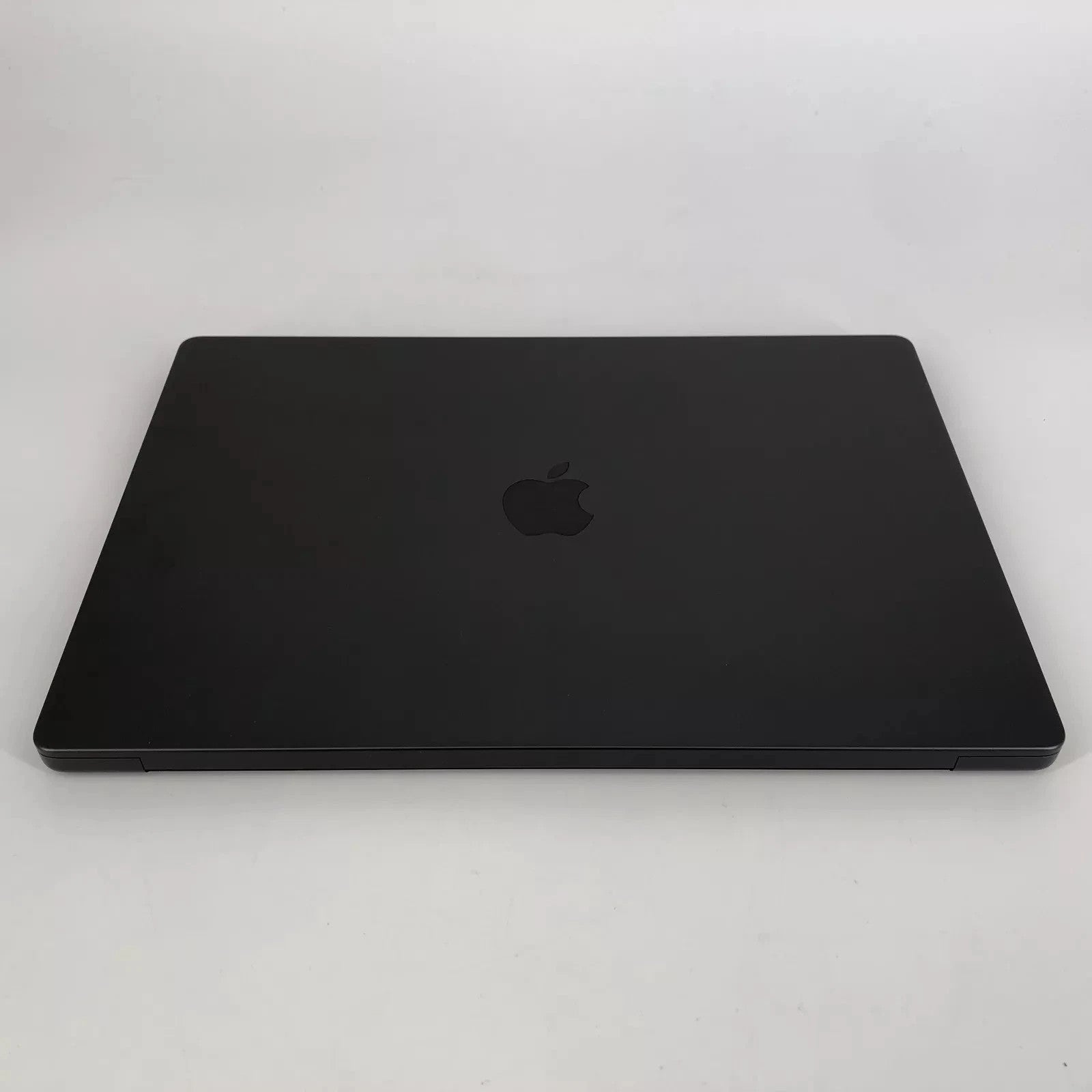 Apple MacBook Pro 16 2026 Space Black M5 Max 18-Core CPU 48GB Unified Memory 2TB Solid State Drive 40-Core GPU