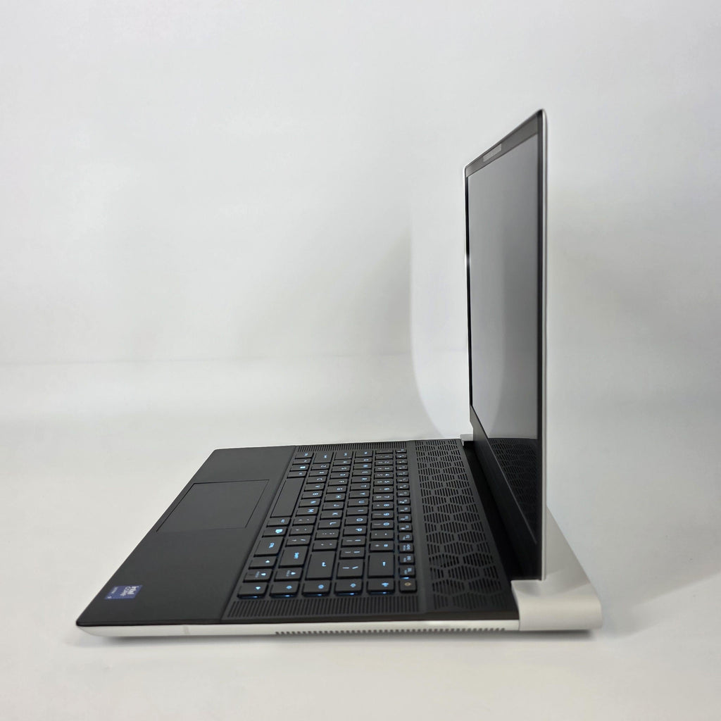 Dell Alienware X16 R2 Silver 2.3 GHz Intel Core Ultra 9 32GB RAM 1TB Solid State Drive NVIDIA GeForce RTX 4070 8 GB