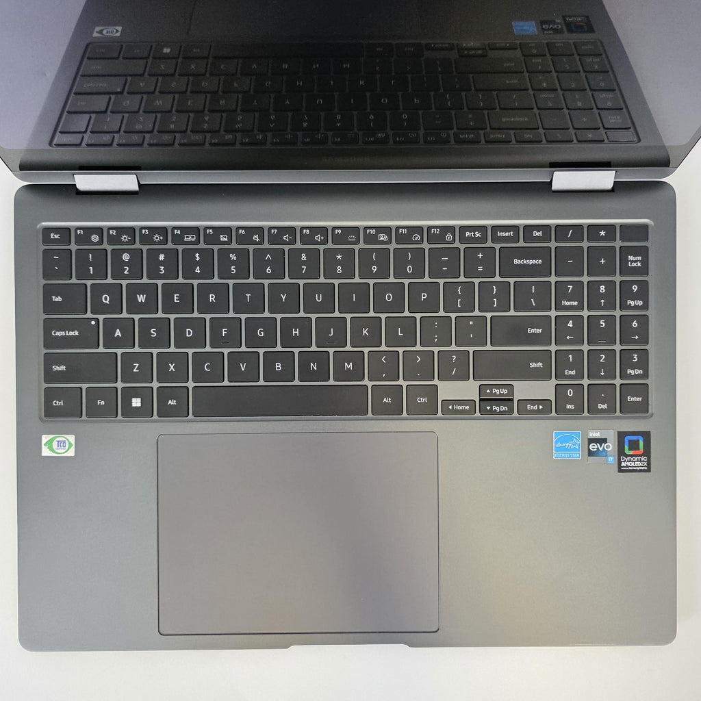 Samsung Galaxy Book3 Pro 360 16 Graphite 2.2 GHz Intel Core i7 13th Gen. 16GB RAM 1TB Solid State Drive