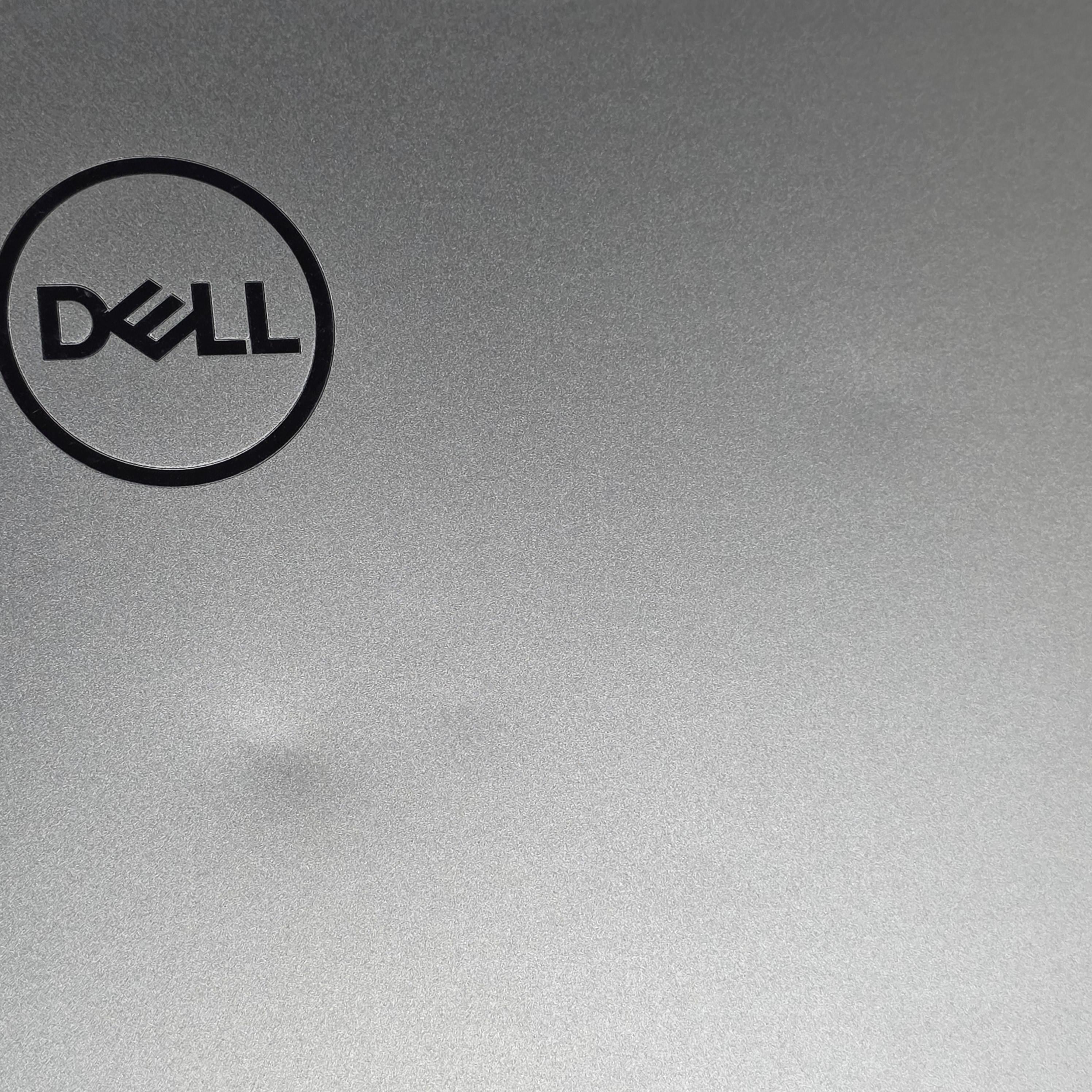 Dell Precision 7780 17.3 Gray 2.2 GHz Intel Core i9 13th Gen. 32GB RAM 512GB Solid State Drive NVIDIA RTX 3500 Ada 12 GB