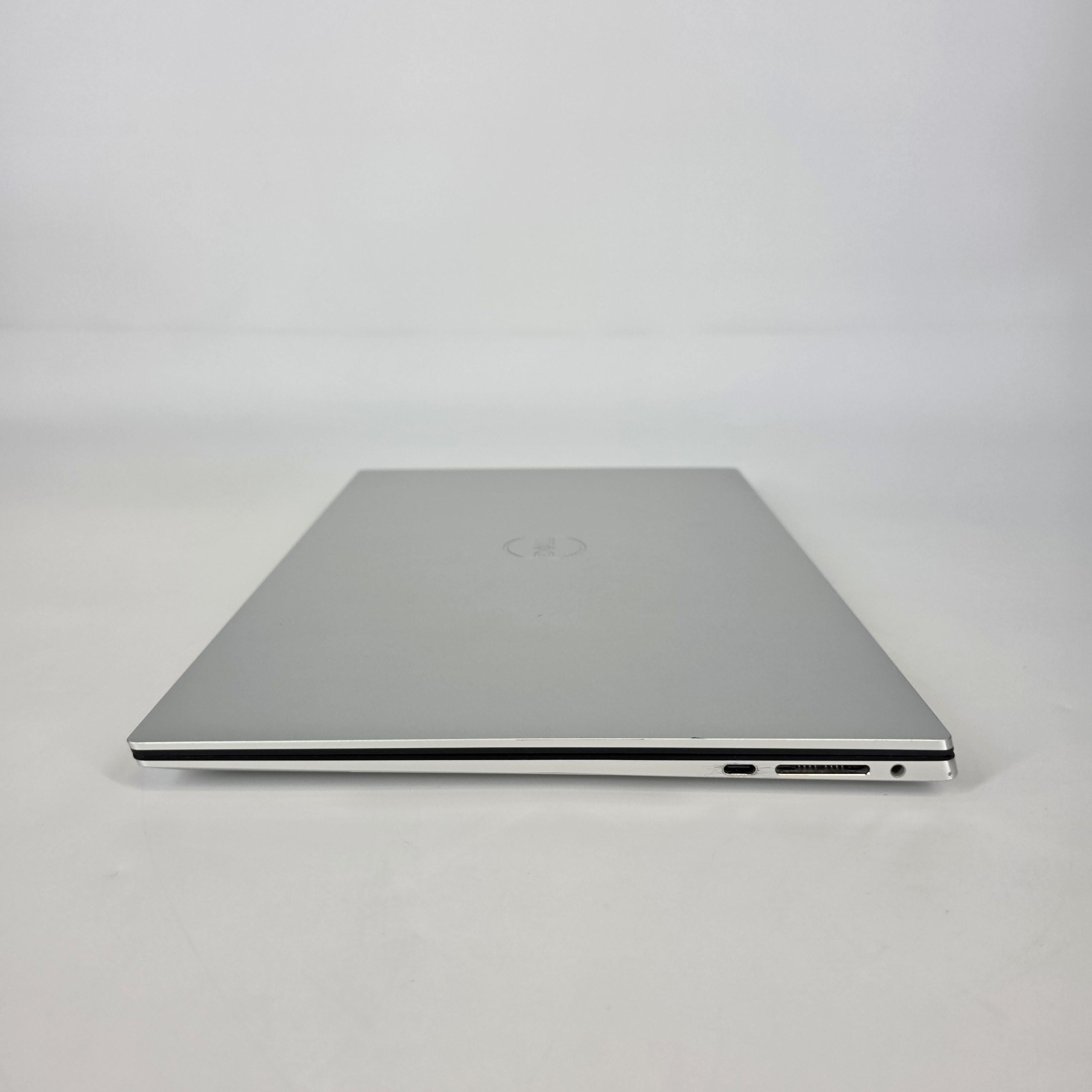 Dell XPS 15 9510 Silver 2.3 GHz Intel Core i7 11th Gen. 16GB RAM 512GB Solid State Drive NVIDIA GeForce RTX 3050 4 GB