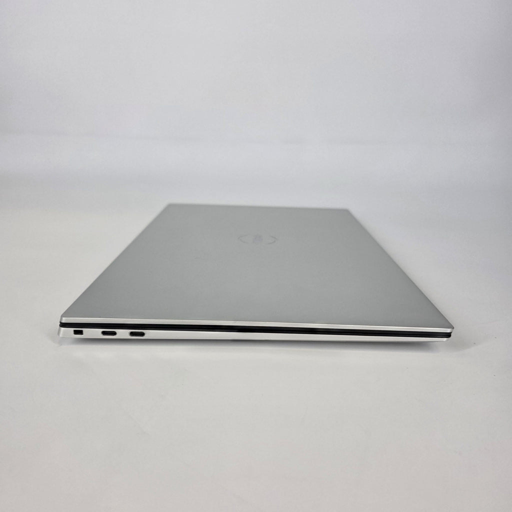 Dell XPS 15 9510 Silver 2.3 GHz Intel Core i7 11th Gen. 16GB RAM 512GB Solid State Drive NVIDIA GeForce RTX 3050 4 GB