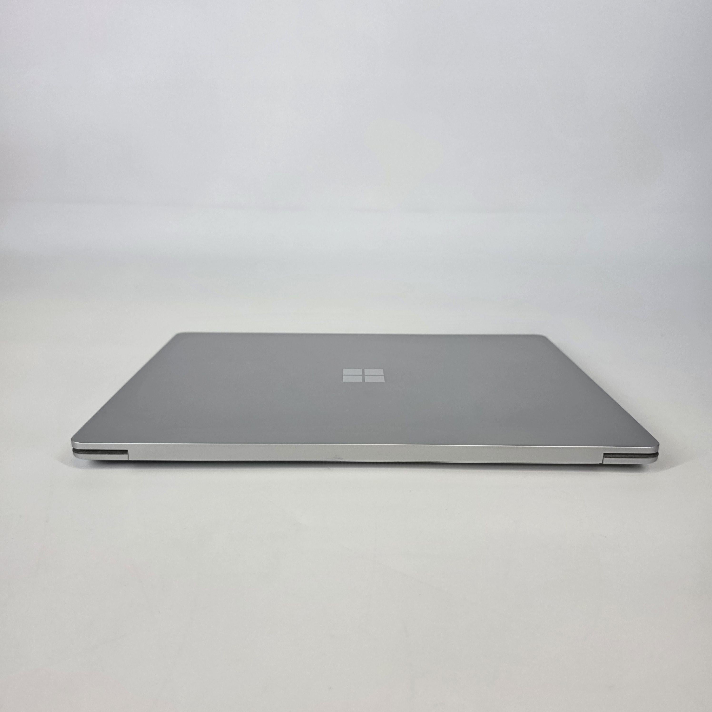 Microsoft Surface Laptop 5 13.5 Platinum 2.7 GHz Intel Core i7 12th Gen. 16GB RAM 256GB Solid State Drive