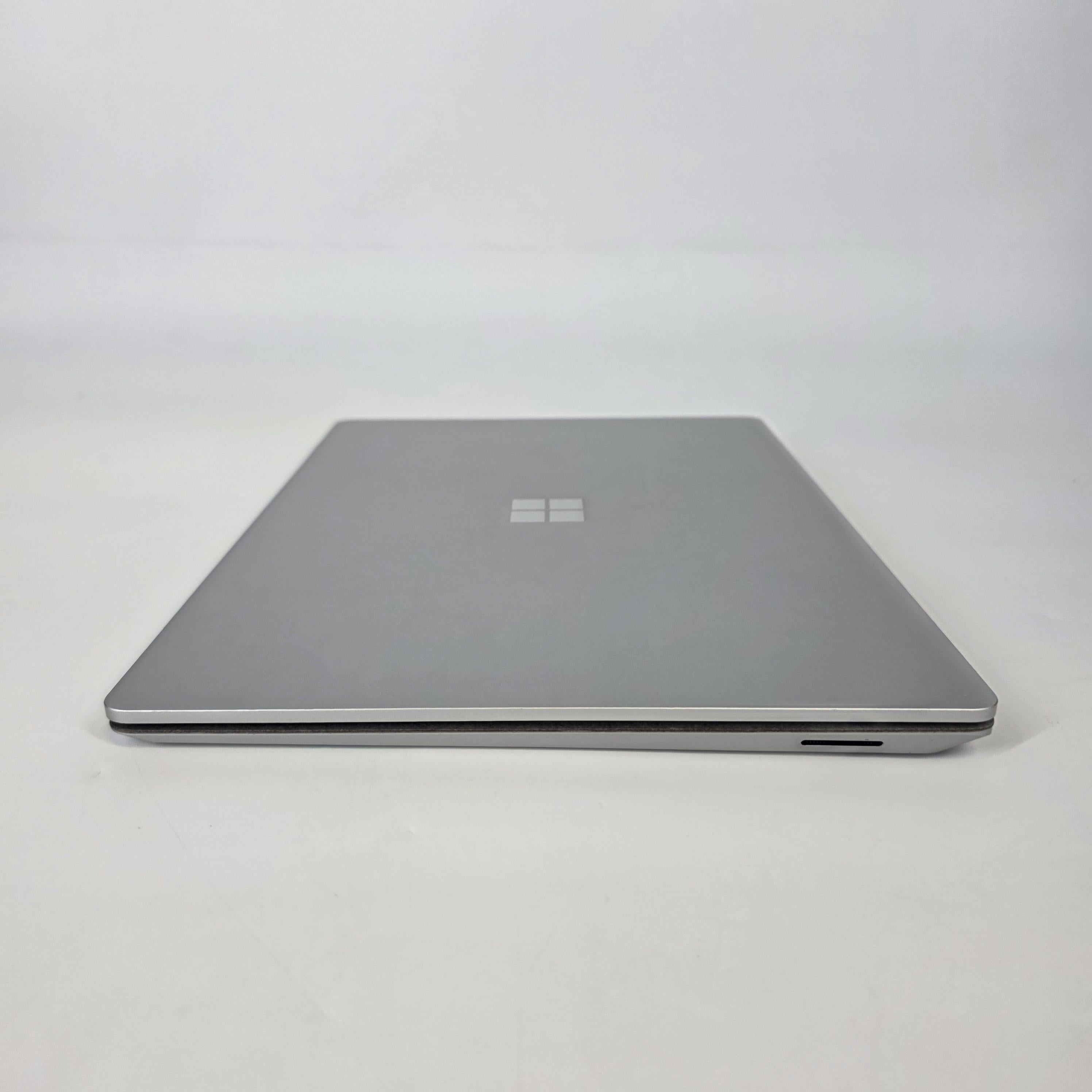 Microsoft Surface Laptop 5 13.5 Platinum 2.7 GHz Intel Core i7 12th Gen. 16GB RAM 256GB Solid State Drive