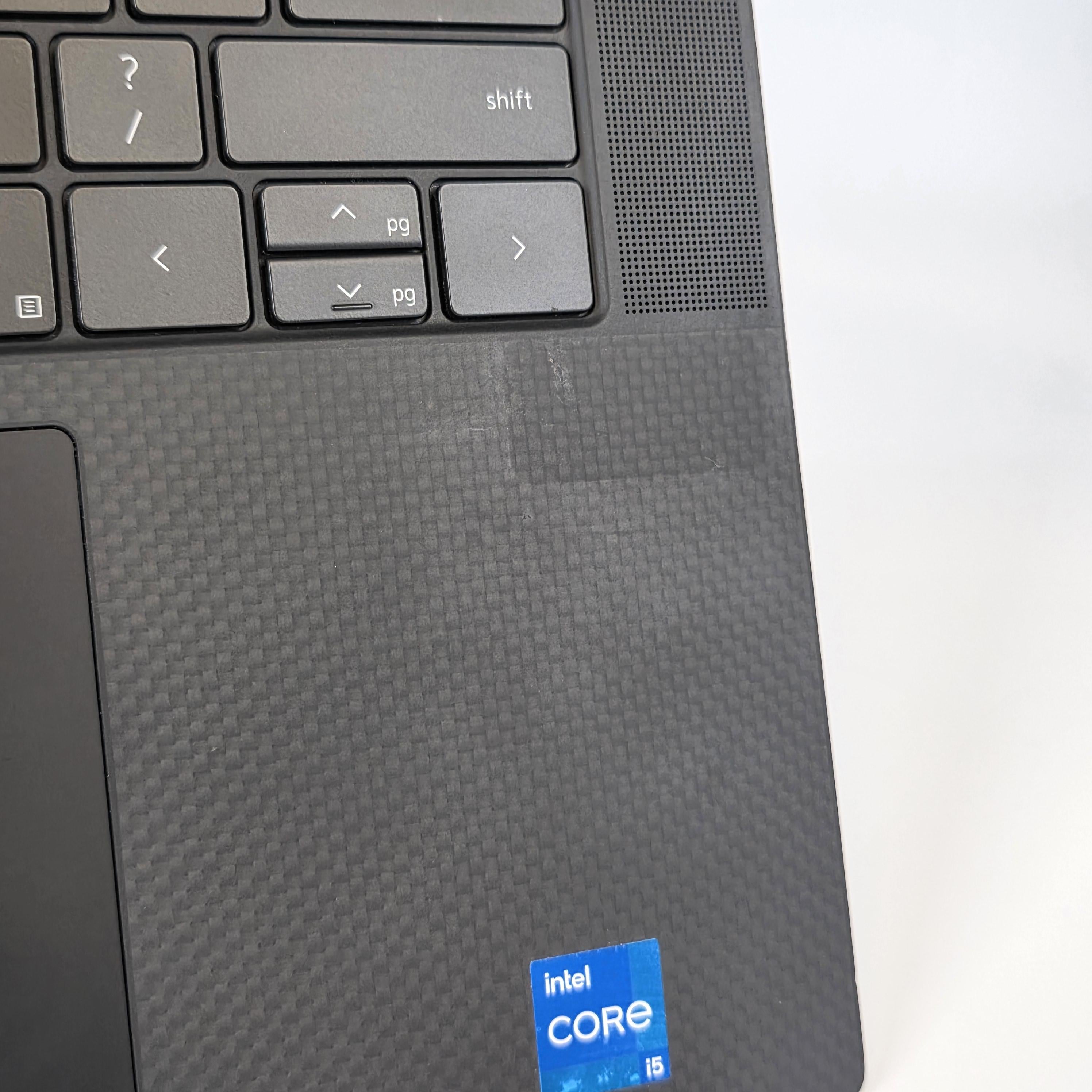 Dell XPS 15 9510 Silver 2.7 GHz Intel Core i5 11th Gen. 32GB RAM 512GB Solid State Drive