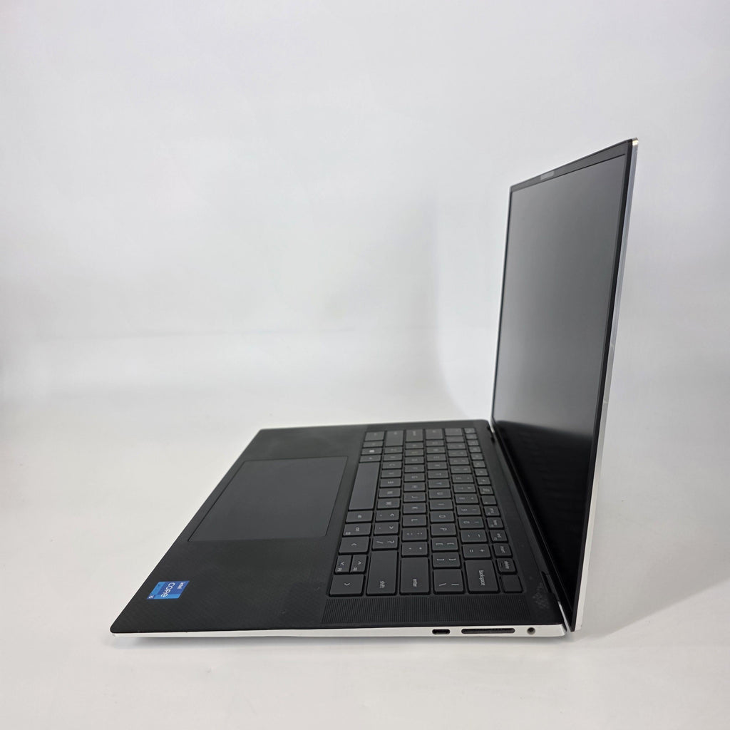 Dell XPS 15 9510 Silver 2.7 GHz Intel Core i5 11th Gen. 32GB RAM 512GB Solid State Drive