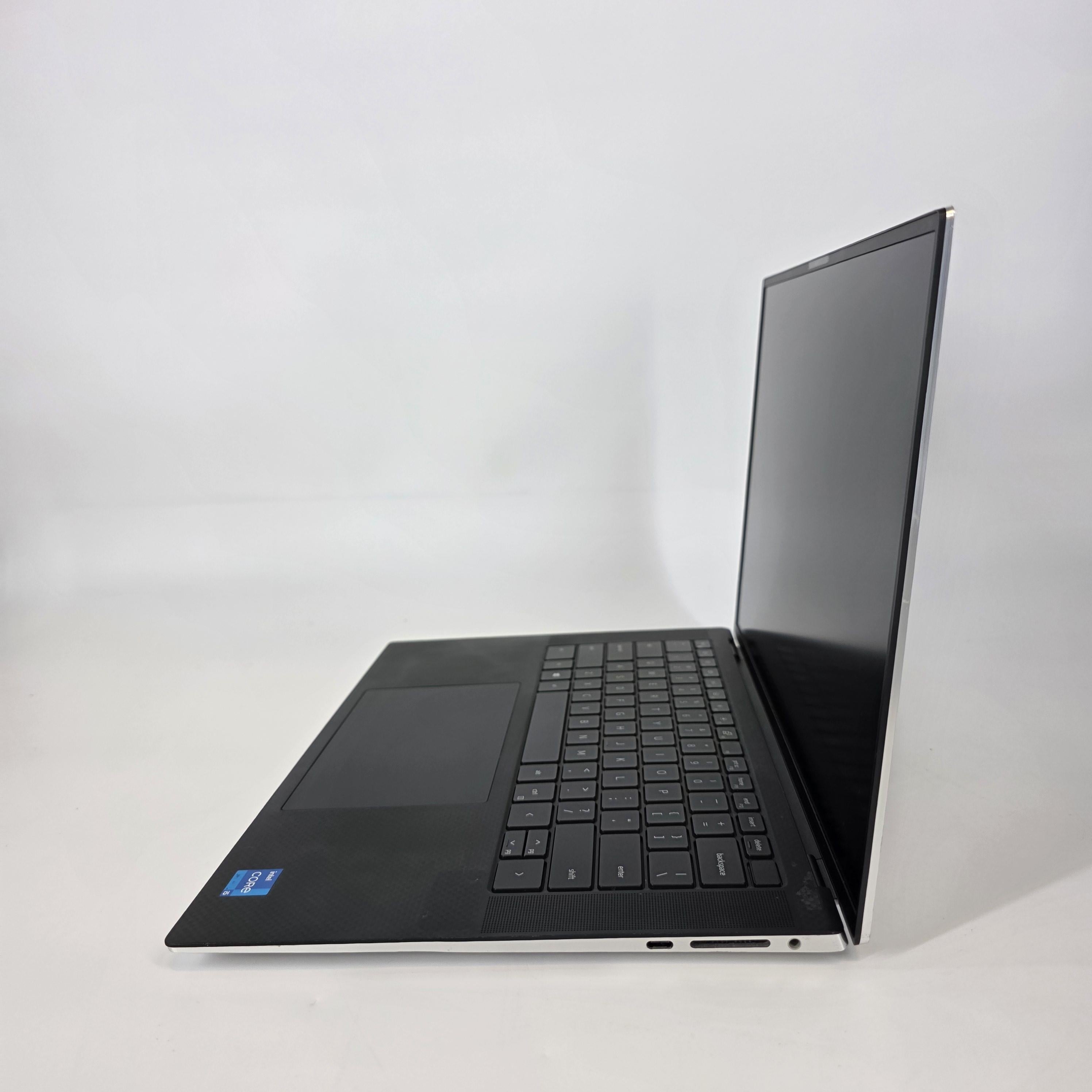Dell XPS 15 9510 Silver 2.7 GHz Intel Core i5 11th Gen. 32GB RAM 512GB Solid State Drive