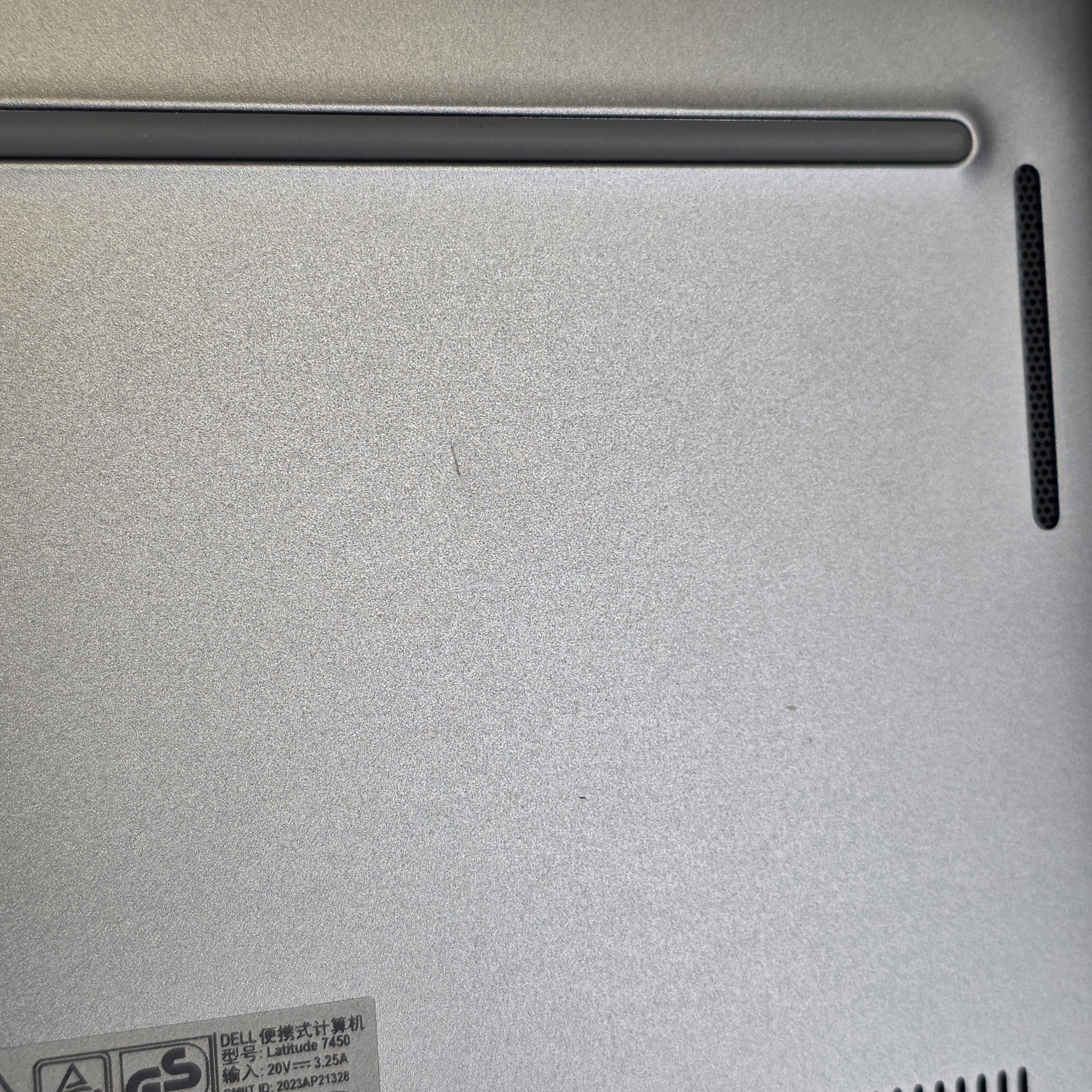 Dell Latitude 7450 14 Gray 2.1 GHz Intel Core Ultra 7 32GB RAM 512GB Solid State Drive