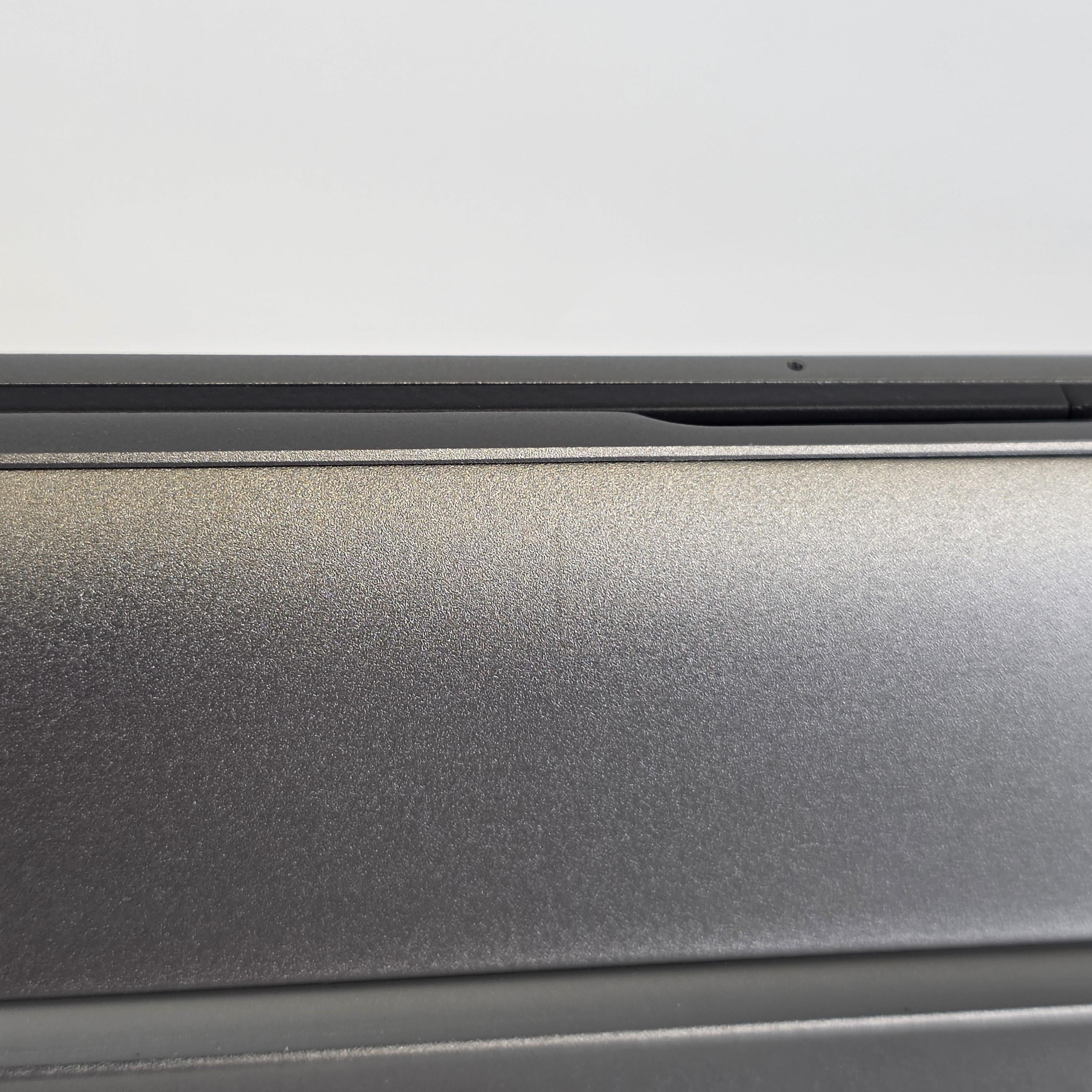 Dell Latitude 7450 14 Gray 2.1 GHz Intel Core Ultra 7 32GB RAM 512GB Solid State Drive