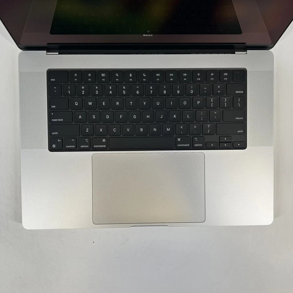 Apple MacBook Pro 16 2026 Silver M5 Max 18-Core CPU 128GB Unified Memory 2TB Solid State Drive 40-Core GPU