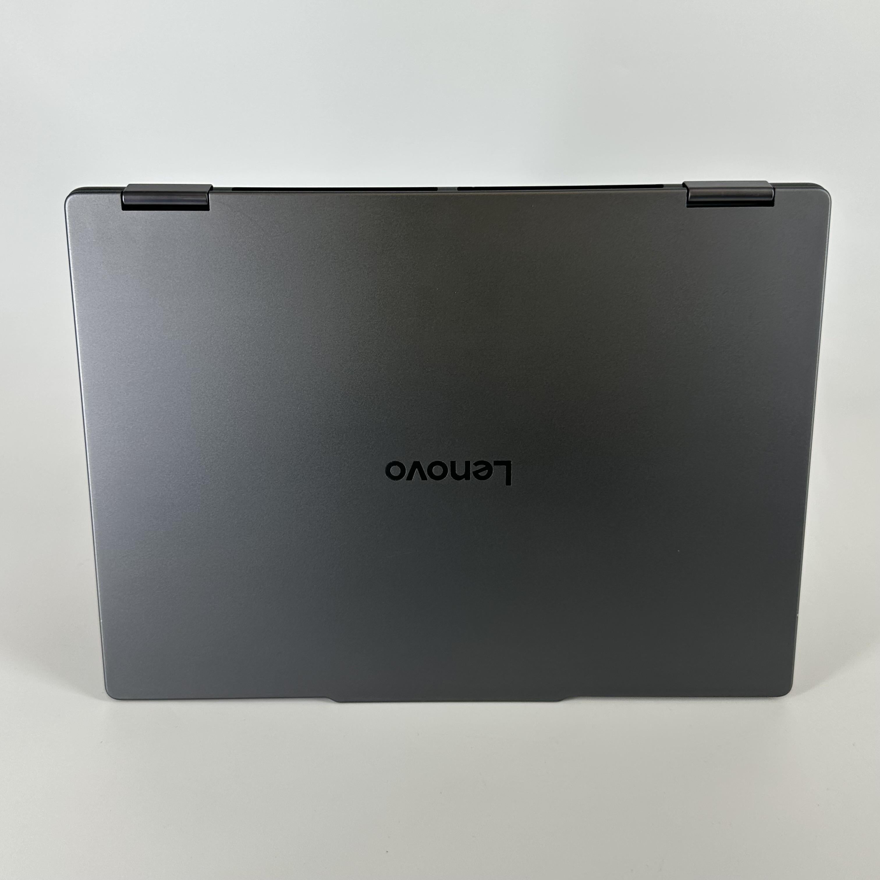 Lenovo Yoga 7i 14 Gray 2.2 GHz Intel Core Ultra 7 Series 2 16GB RAM 1TB Solid State Drive