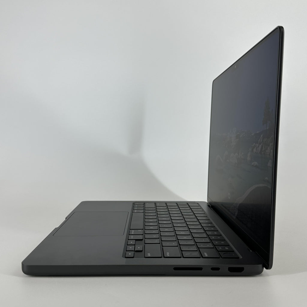 MacBook Pro 14 2024 Space Black 4.4 GHz M4 Max 16-Core CPU 64GB Unified Memory 1TB Solid State Drive 40-Core GPU