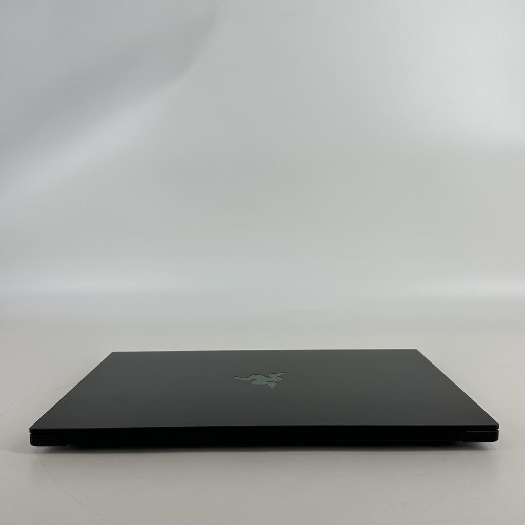 Razer Blade 16 2025 Black 2.0 GHz AMD Ryzen AI 9 365 64GB RAM 2TB Solid State Drive NVIDIA GeForce RTX 5080 16 GB