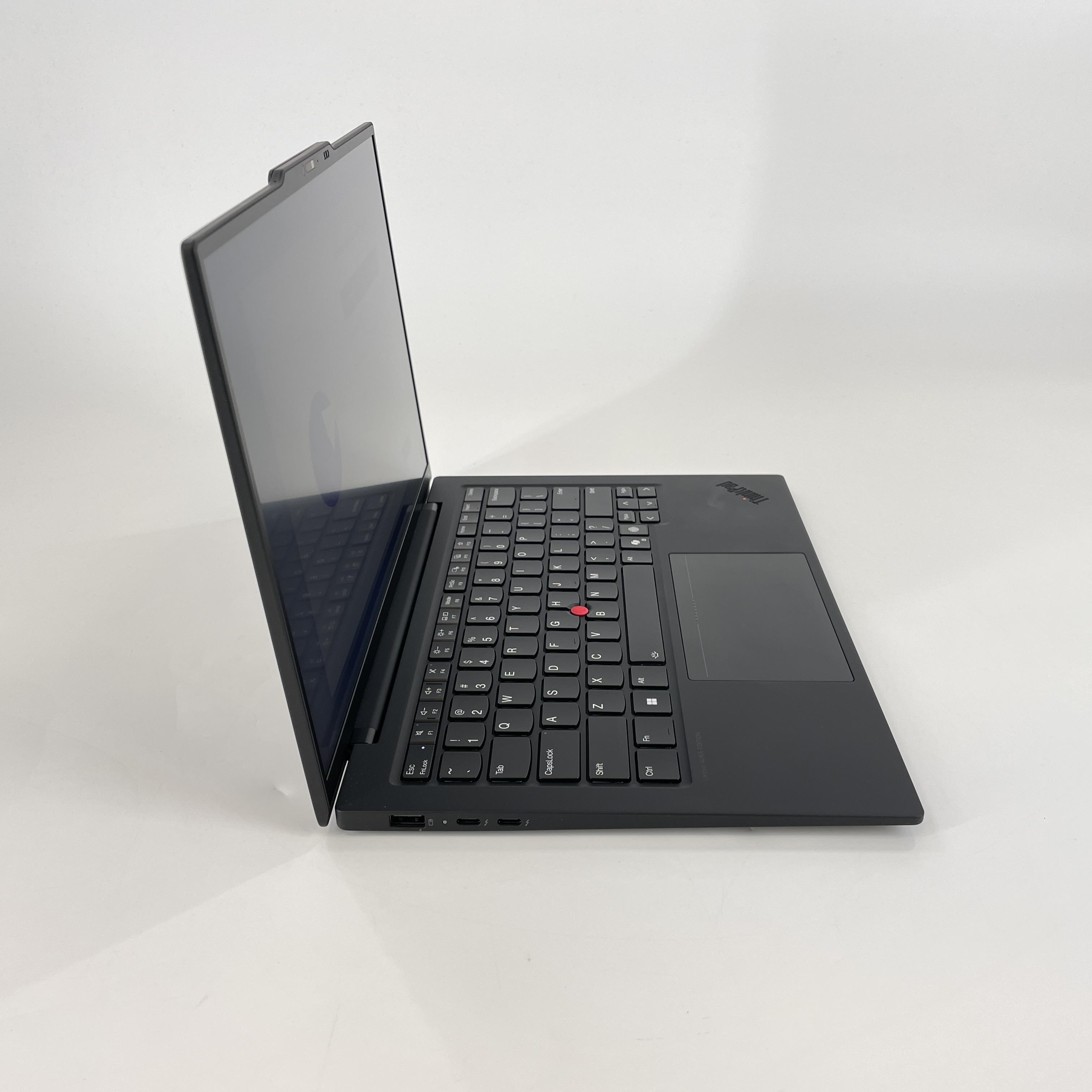 Lenovo ThinkPad X1 Carbon Gen 13 14 Black 1.5 GHz Intel Core Ultra 5 Series 2 16GB RAM 512GB Solid State Drive