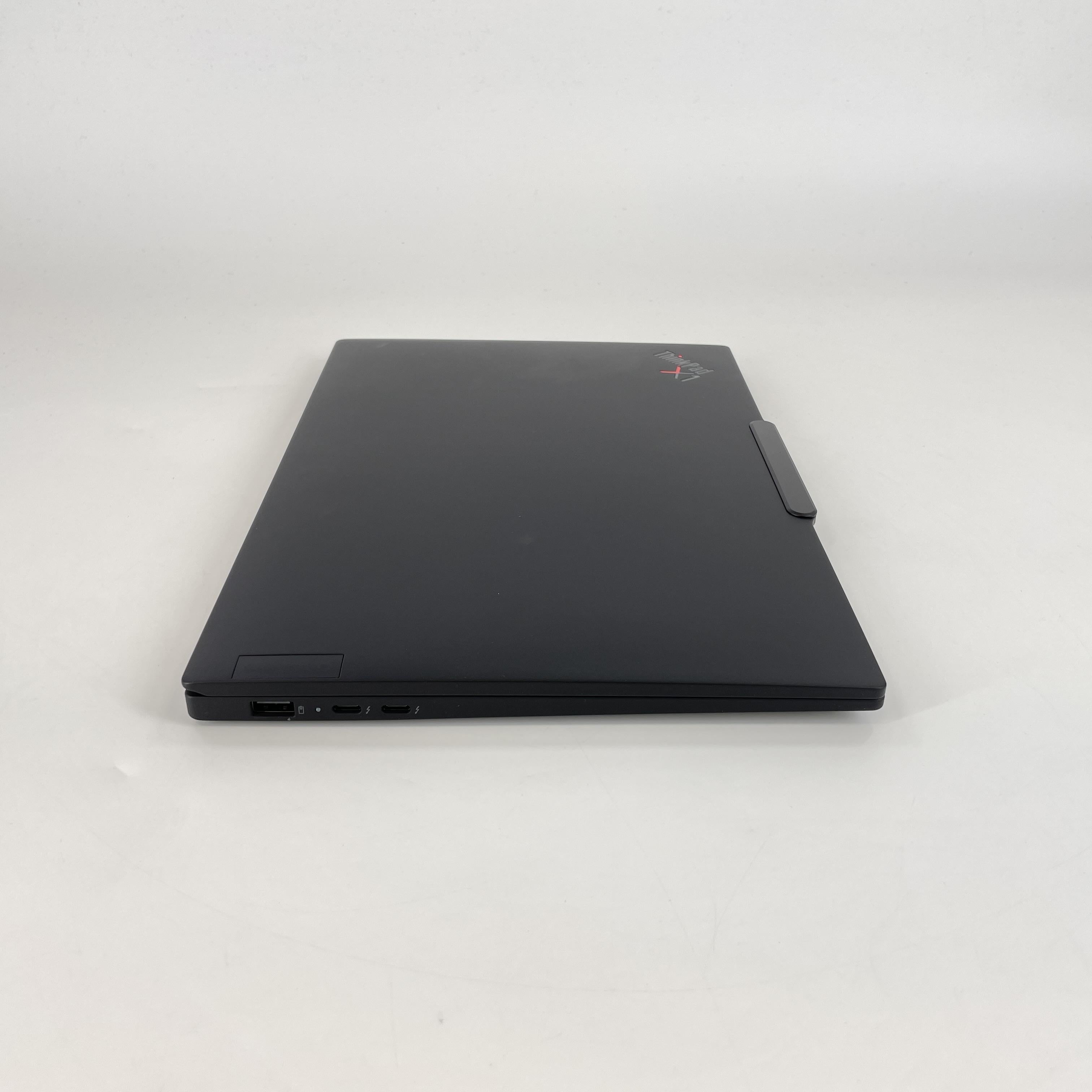 Lenovo ThinkPad X1 Carbon Gen 13 14 Black 1.5 GHz Intel Core Ultra 5 Series 2 16GB RAM 512GB Solid State Drive