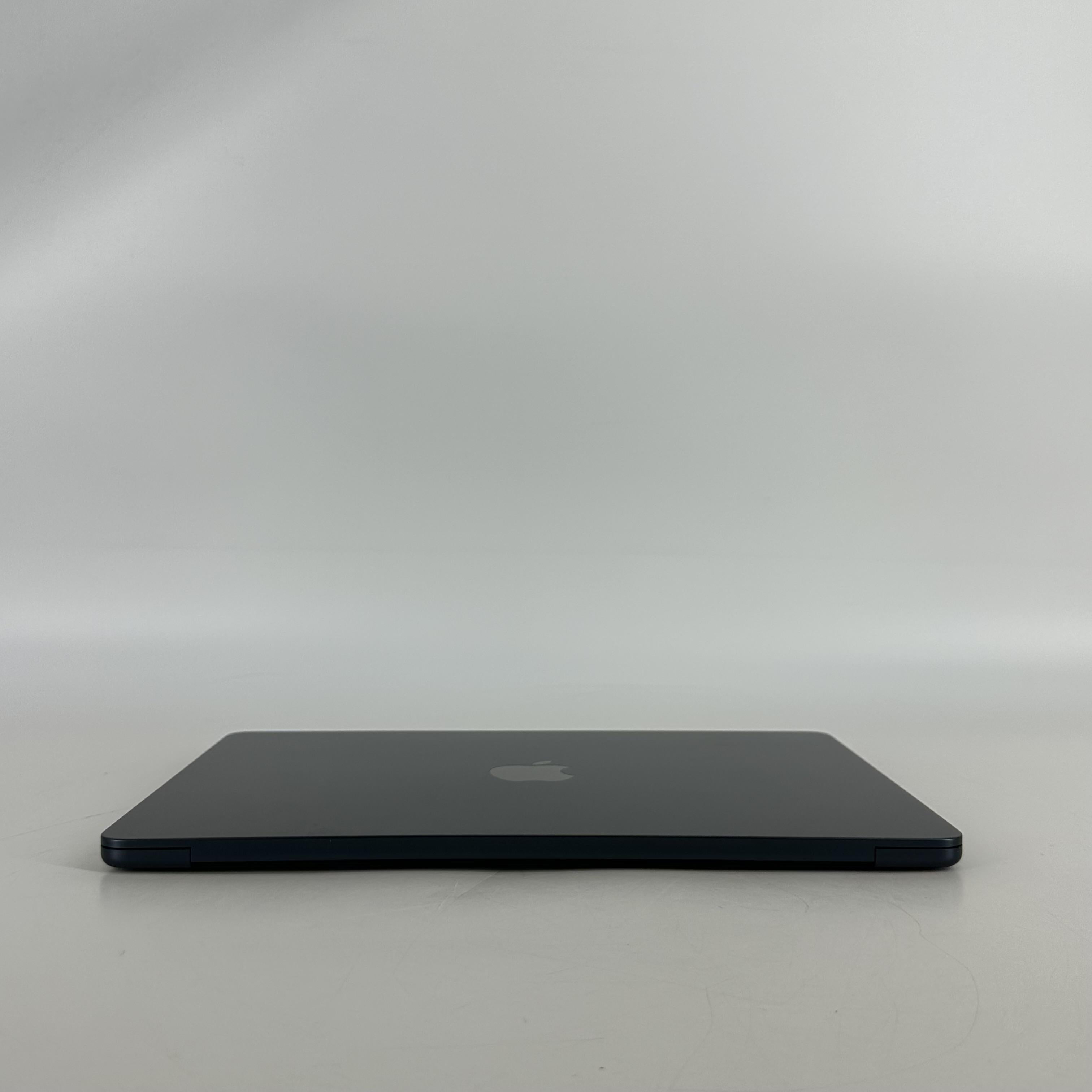 MacBook Air 13 2022 Blue 3.49 GHz M2 8-Core CPU 8GB Unified Memory 256GB Solid State Drive 8-Core GPU