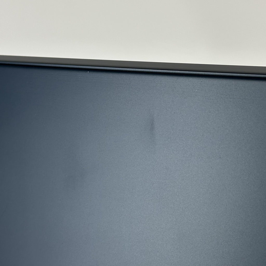 MacBook Air 13 2022 Blue 3.49 GHz M2 8-Core CPU 8GB Unified Memory 256GB Solid State Drive 8-Core GPU