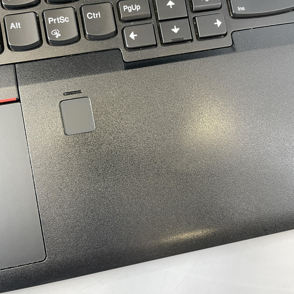 Lenovo ThinkPad T570 15.6 Black 2.5 GHz Intel Core i5 7th Gen. 16GB RAM 250GB Solid State Drive