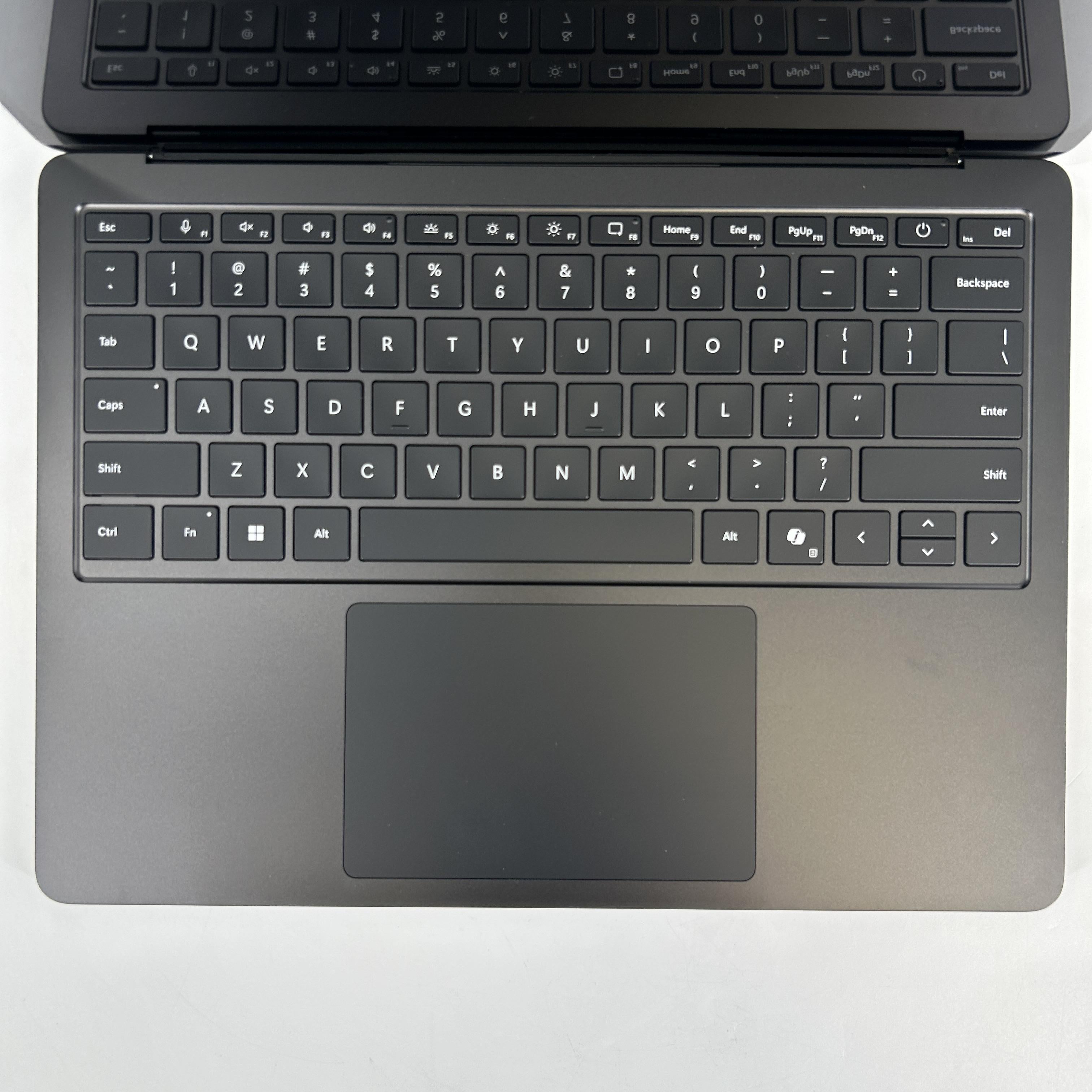 Microsoft Surface Laptop 7 13.8 Black WiFi 3.4 GHz Qualcomm Snapdragon X Elite 32GB RAM 1TB Solid State Drive