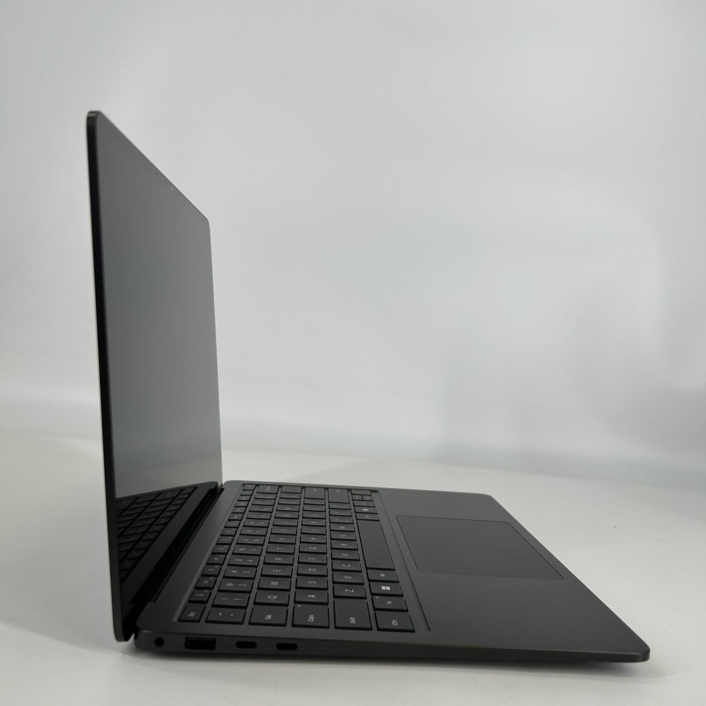 Microsoft Surface Laptop 7 13.8 Black WiFi 3.4 GHz Qualcomm Snapdragon X Elite 32GB RAM 1TB Solid State Drive