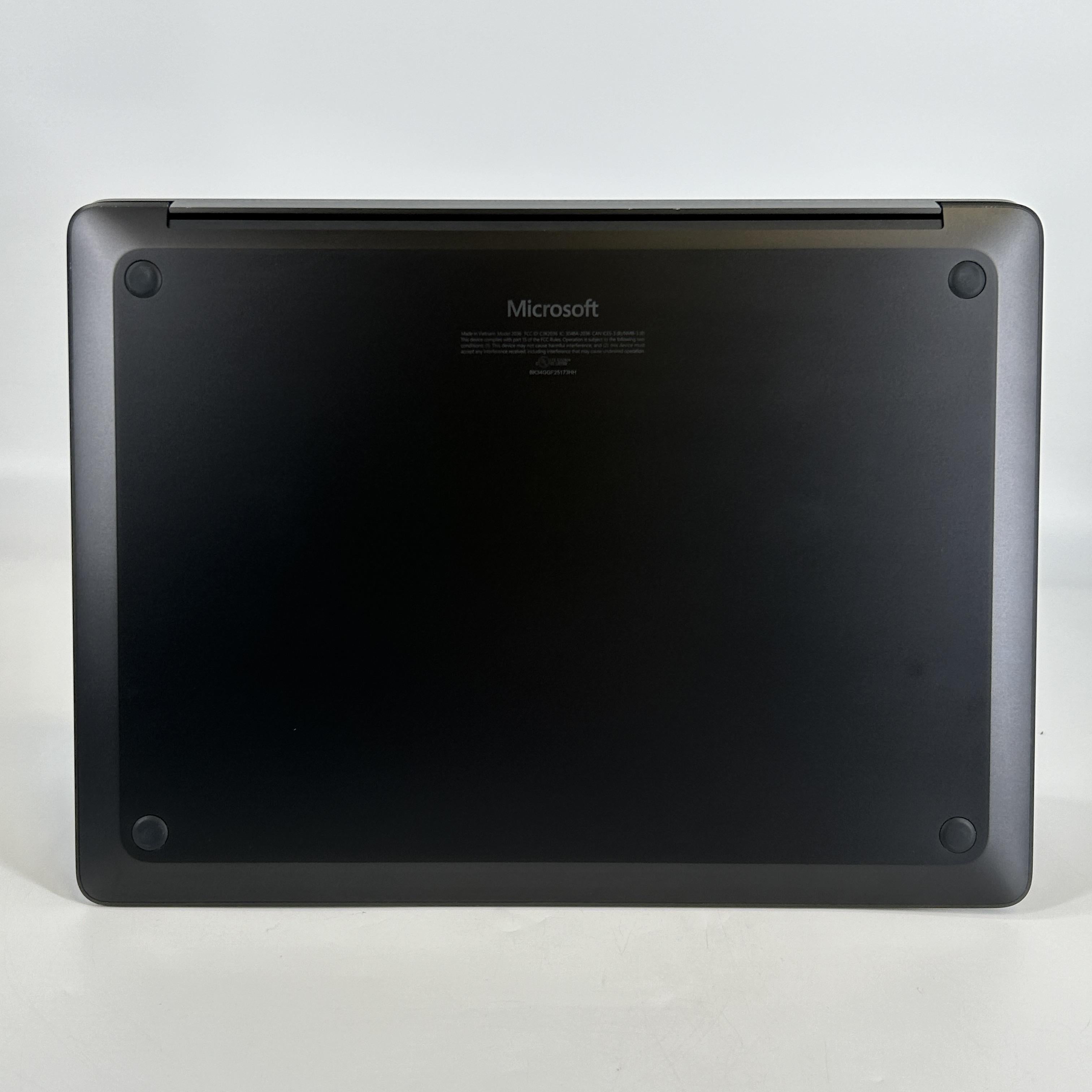 Microsoft Surface Laptop 7 13.8 Black WiFi 3.4 GHz Qualcomm Snapdragon X Elite 32GB RAM 1TB Solid State Drive