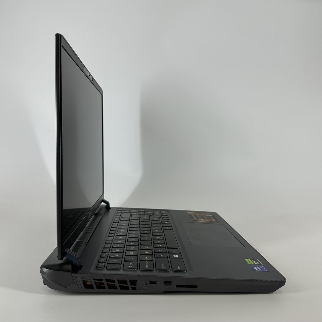 MSI Vector 16 HX AI 16 Gray 2.7 GHz Intel Core Ultra 9 Series 2 32GB RAM 1TB Solid State Drive NVIDIA GeForce RTX 5070 8 GB