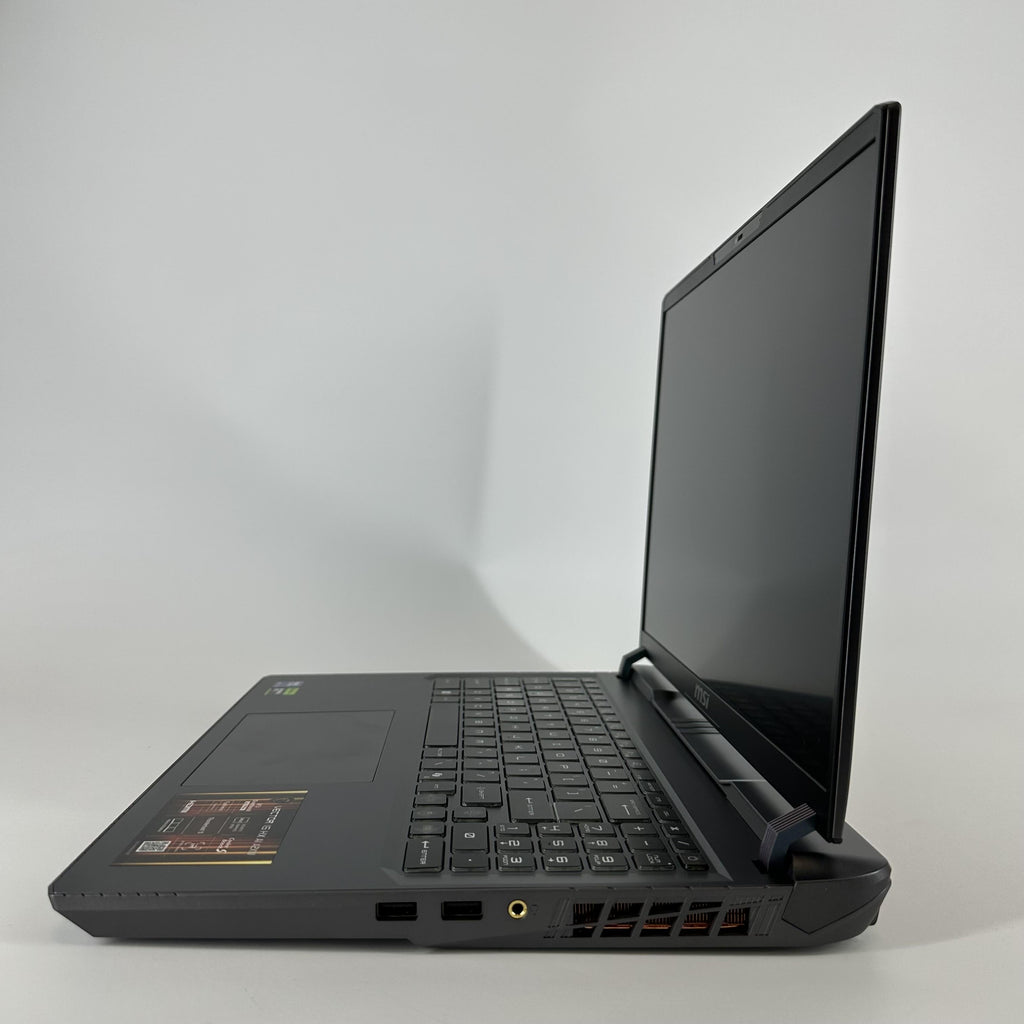 MSI Vector 16 HX AI 16 Gray 2.7 GHz Intel Core Ultra 9 Series 2 32GB RAM 1TB Solid State Drive NVIDIA GeForce RTX 5070 8 GB