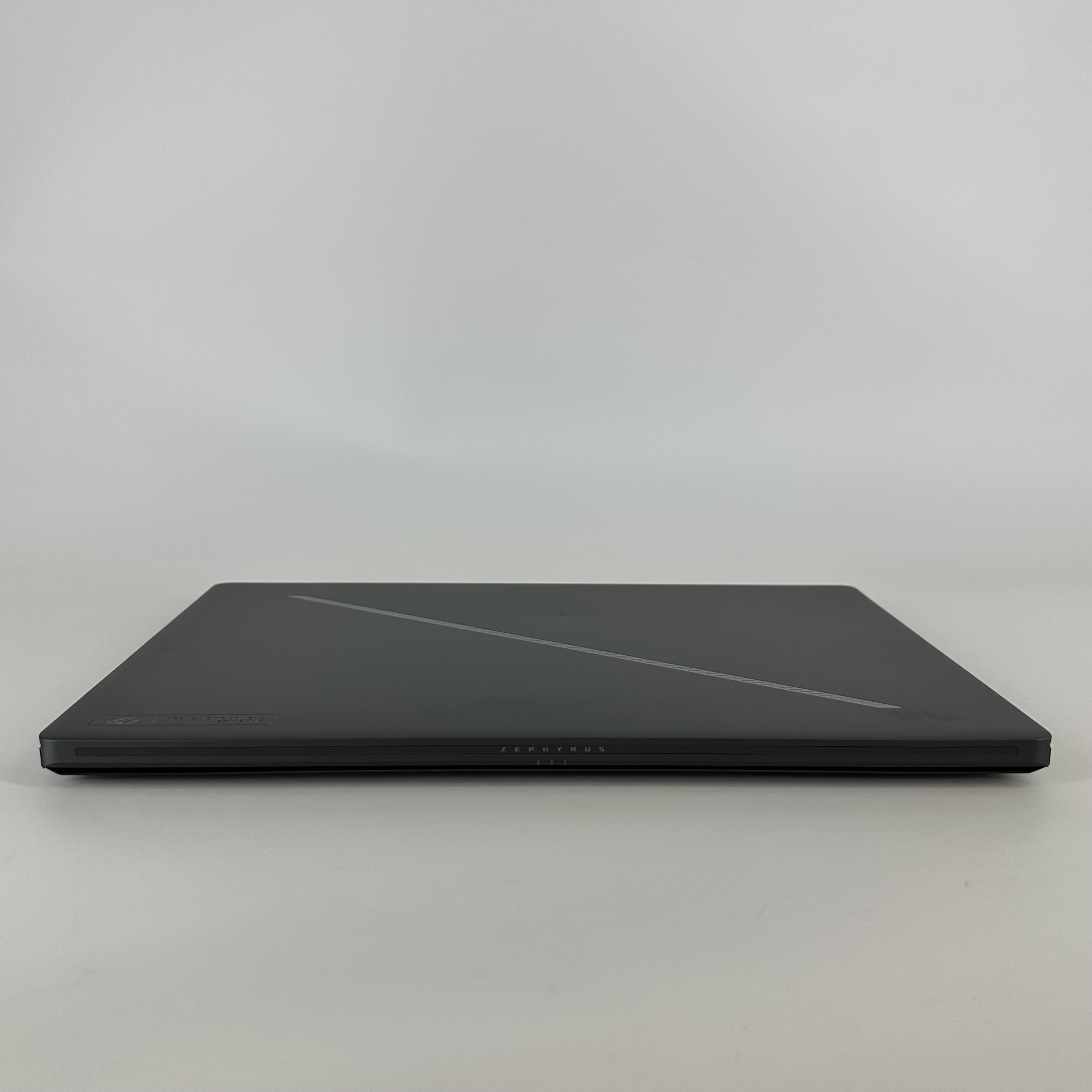 Asus ROG Zephyrus G16 GU605 16 Black 2.5 GHz Intel Core Ultra 9 16GB RAM 1TB Solid State Drive NVIDIA GeForce RTX 4070 8 GB