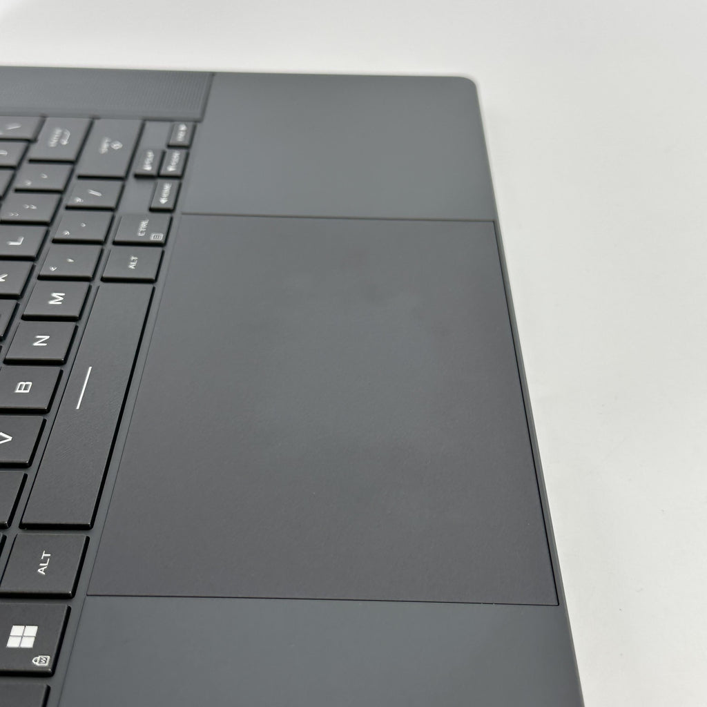 Asus ROG Zephyrus G16 GU605 16 Black 2.5 GHz Intel Core Ultra 9 16GB RAM 1TB Solid State Drive NVIDIA GeForce RTX 4070 8 GB