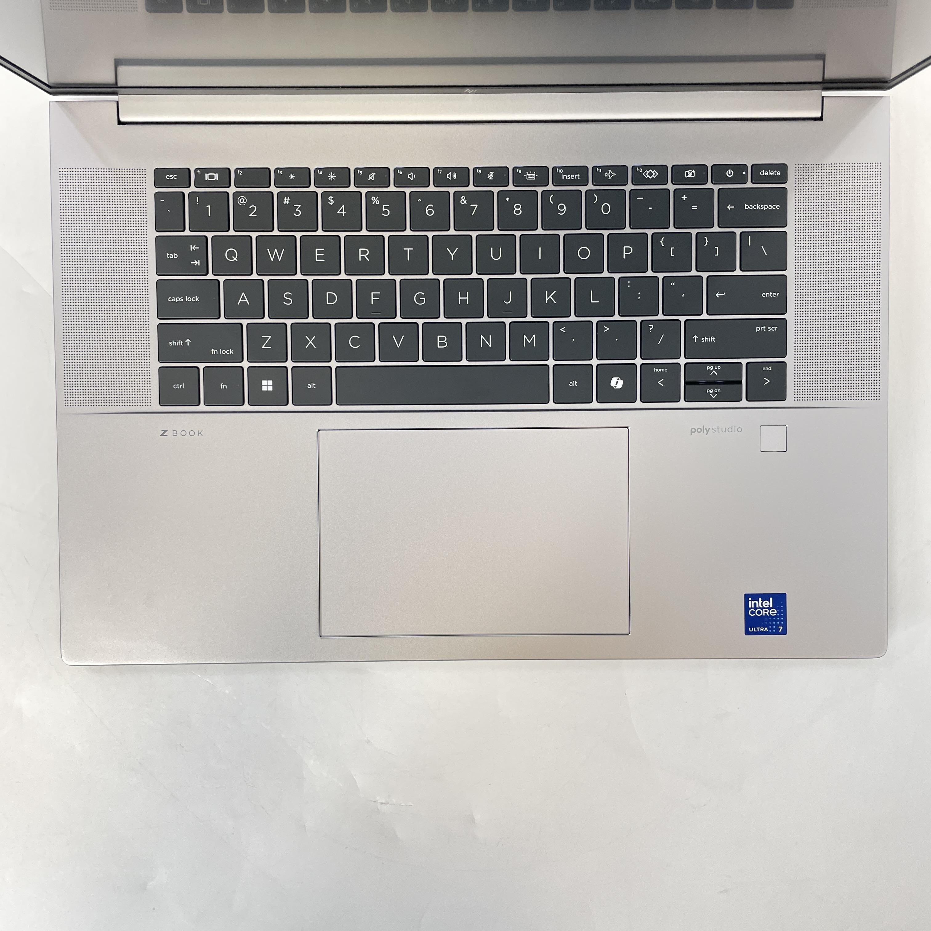 HP ZBook Studio 16 G11 Silver 1.4 GHz Intel Core Ultra 7 32GB RAM 512GB Solid State Drive NVIDIA RTX 1000 Ada 6 GB