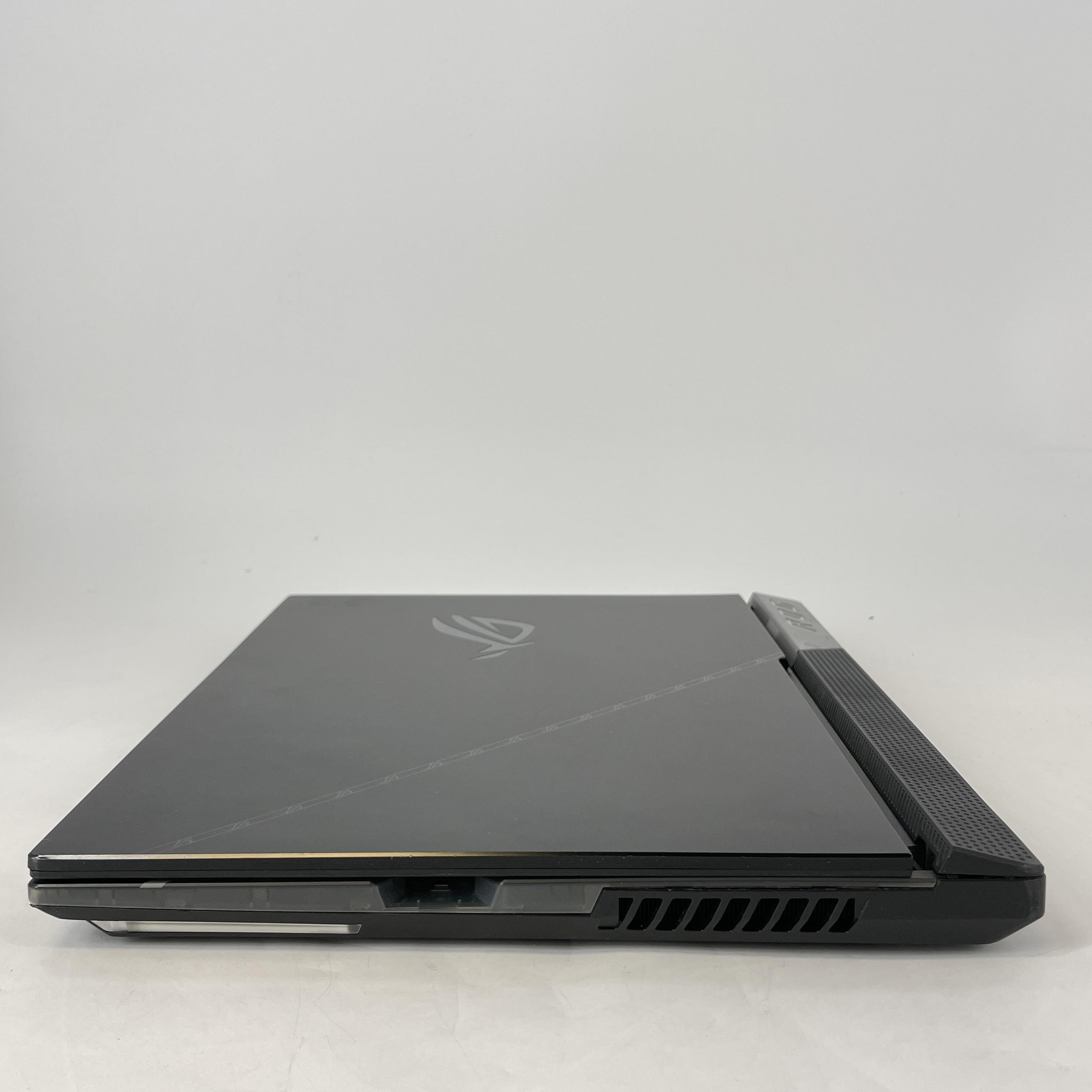 Asus ROG Strix Scar 15 G533 15.6 Black 2.5 GHz Intel Core i9 12th Gen. 16GB RAM 1TB Solid State Drive NVIDIA GeForce RTX 3070 Ti 8 GB