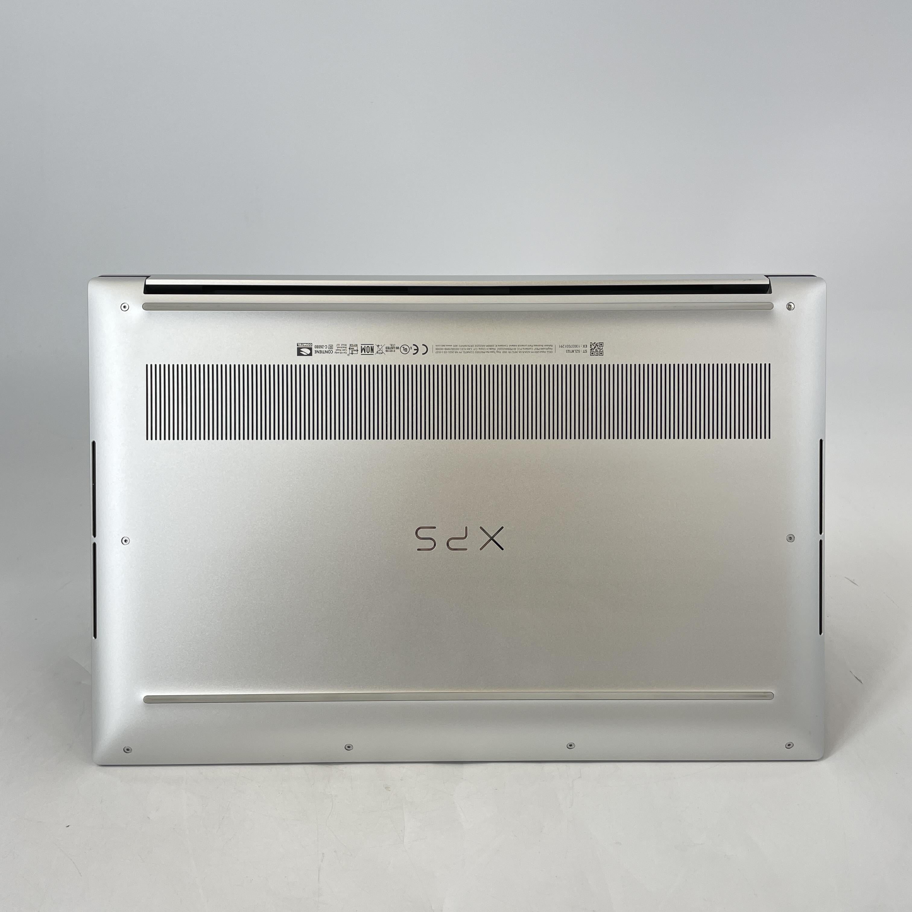 Dell XPS 15 9520 Silver 2.5 GHz Intel Core i9 12th Gen. 32GB RAM 1TB Solid State Drive NVIDIA GeForce RTX 3050 Ti 4 GB