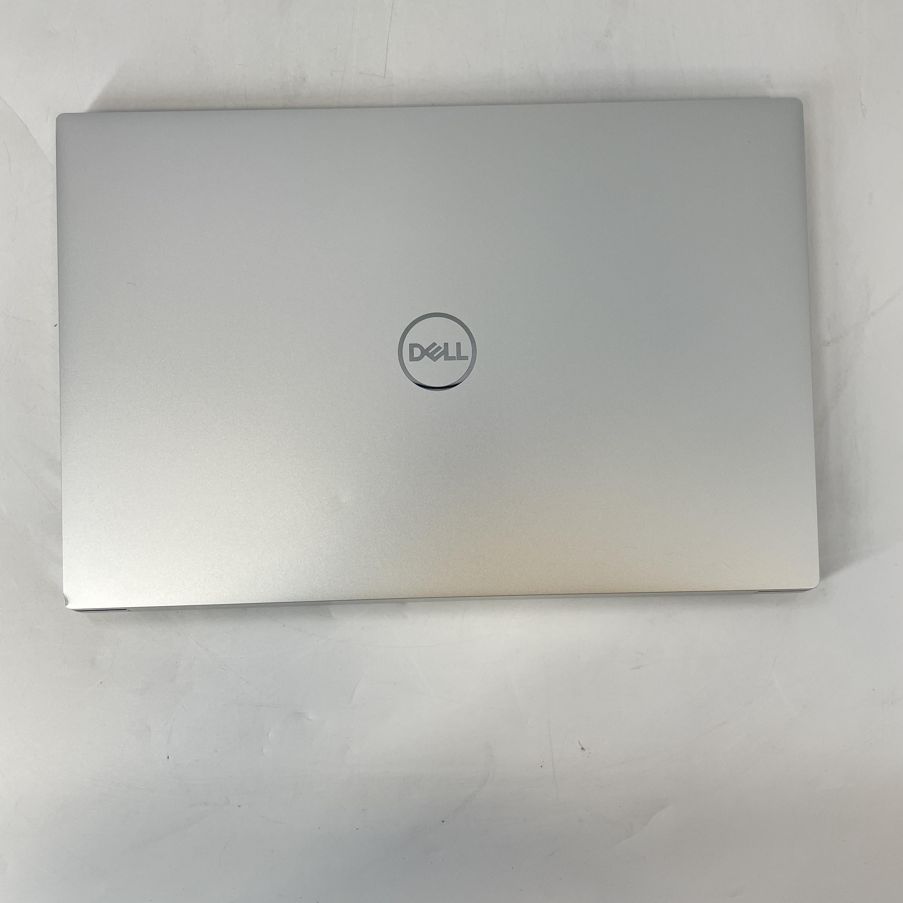 Dell XPS 15 9520 Silver 2.5 GHz Intel Core i9 12th Gen. 32GB RAM 1TB Solid State Drive NVIDIA GeForce RTX 3050 Ti 4 GB